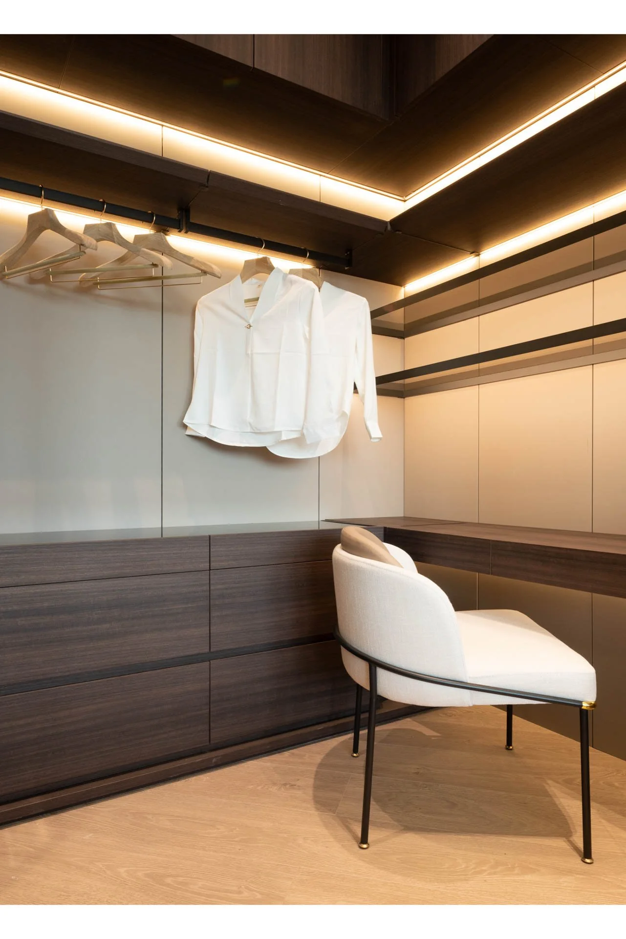 Le Pont interior view 21