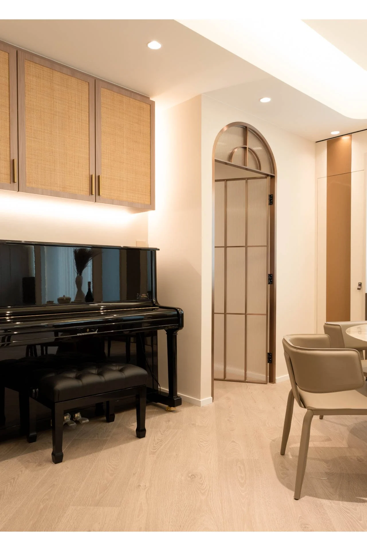Le Pont interior view 11