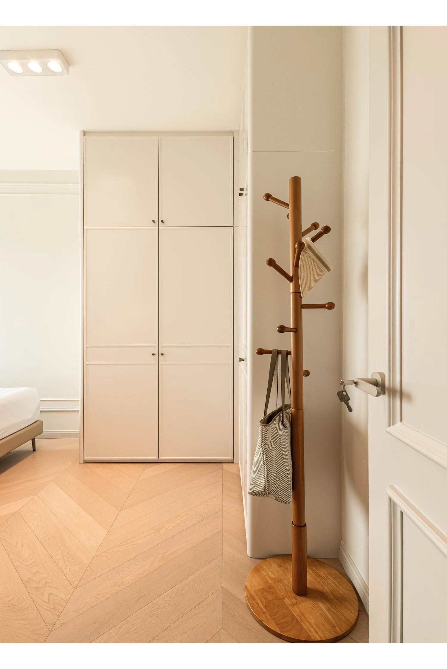 Royal Peninsula III interior view 15