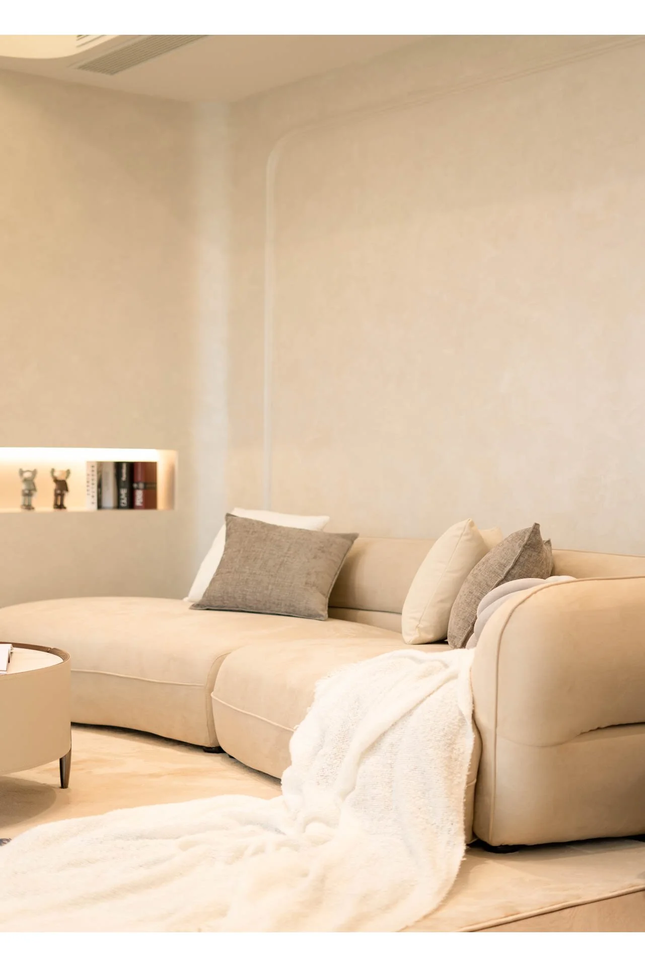 Le Pont interior view 4