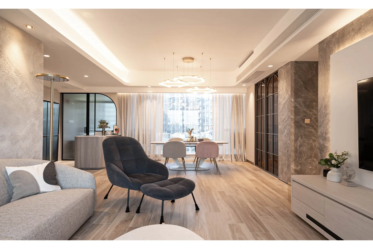 Riva interior view 14