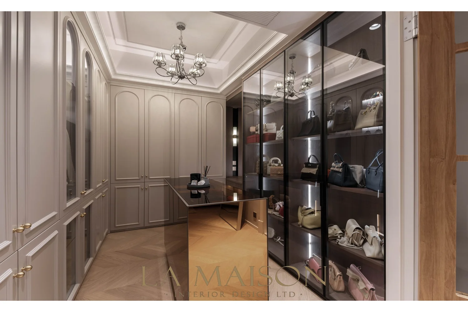 Manhattan Hill interior view 12