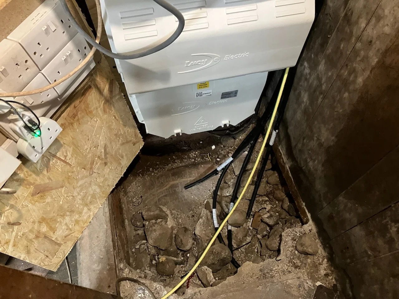 solar and electrics - 11.jpeg