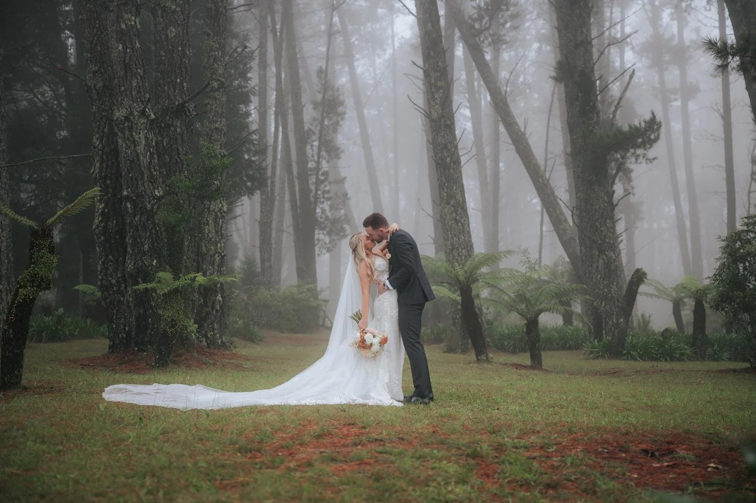 Keely + RJ | Allview Escape | Blue Mountains