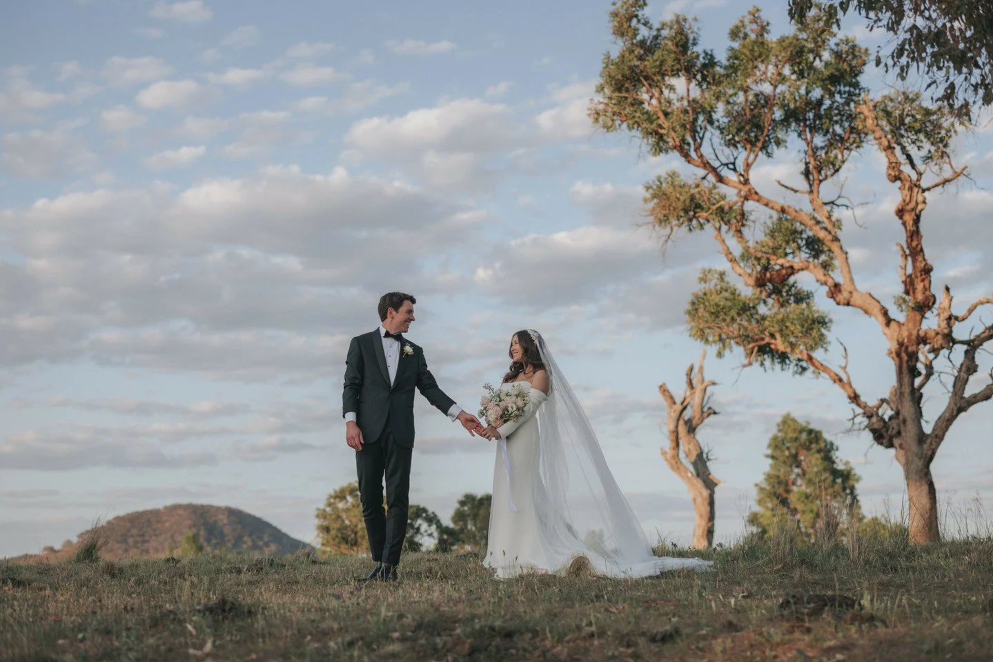 If you've got a sense of adventure and are ok with skipping through a few cow patties for the photo then I have a secret spot for you in Mudgee!