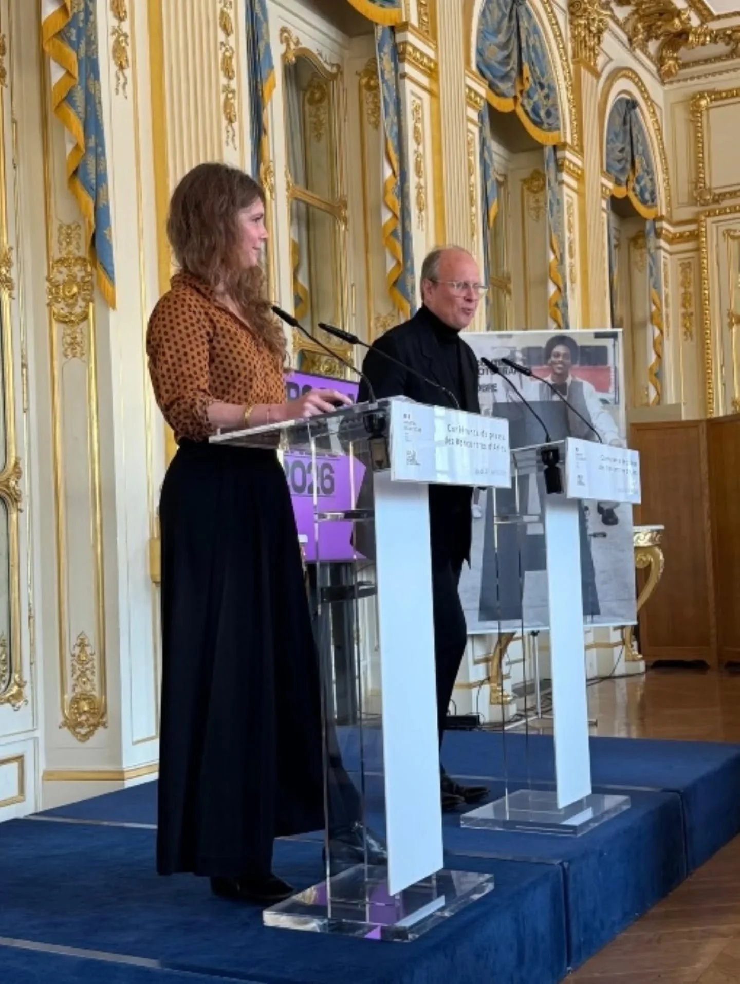 Le 2 avril dernier, se tenait la conf&eacute;rence de presse des Rencontres d'Arles au minist&egrave;re de la Culture &agrave; Paris. Une &eacute;dition 2026 exceptionnelle avec de nombreux projets passionnants et inspirants ! 

Cette ann&eacute;e, l
