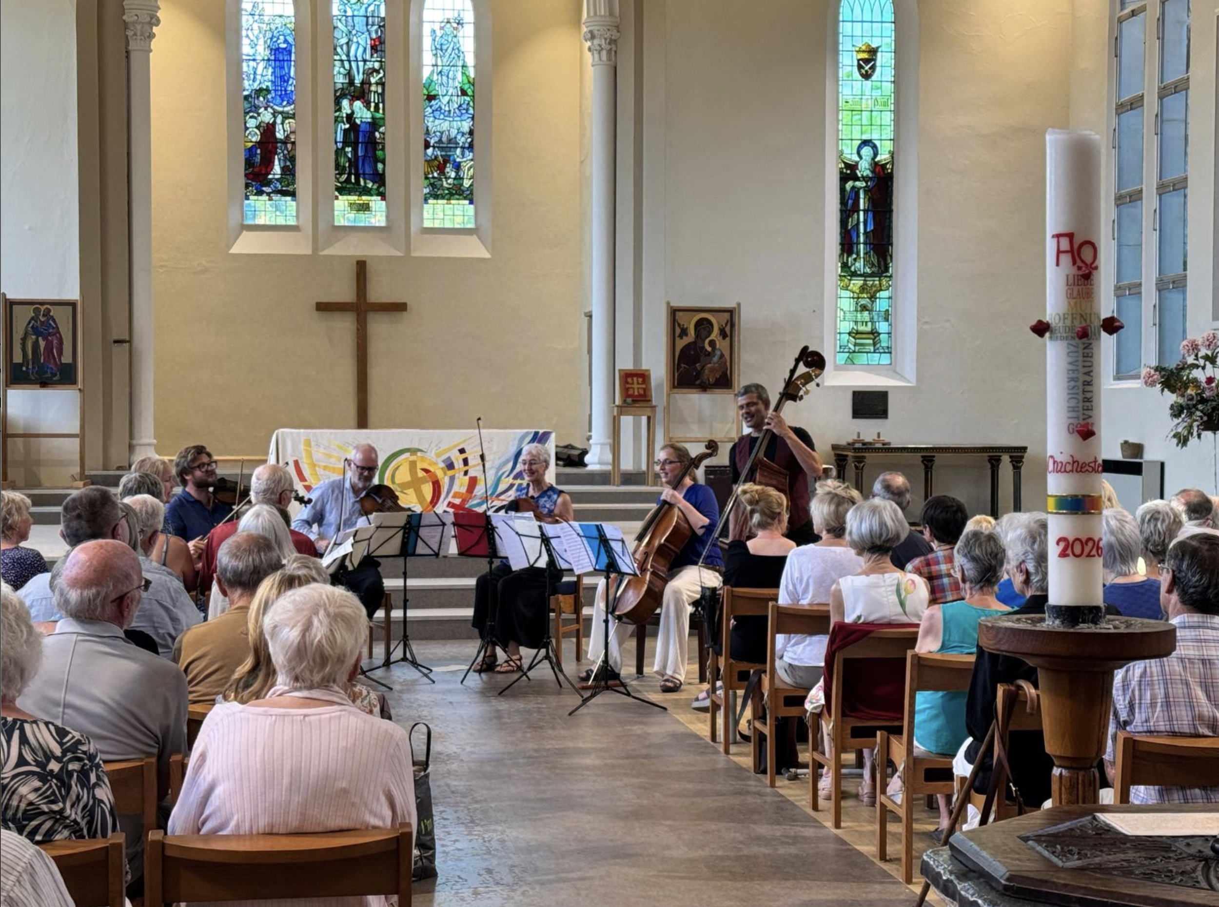 Fabulous folk… and fiddles!