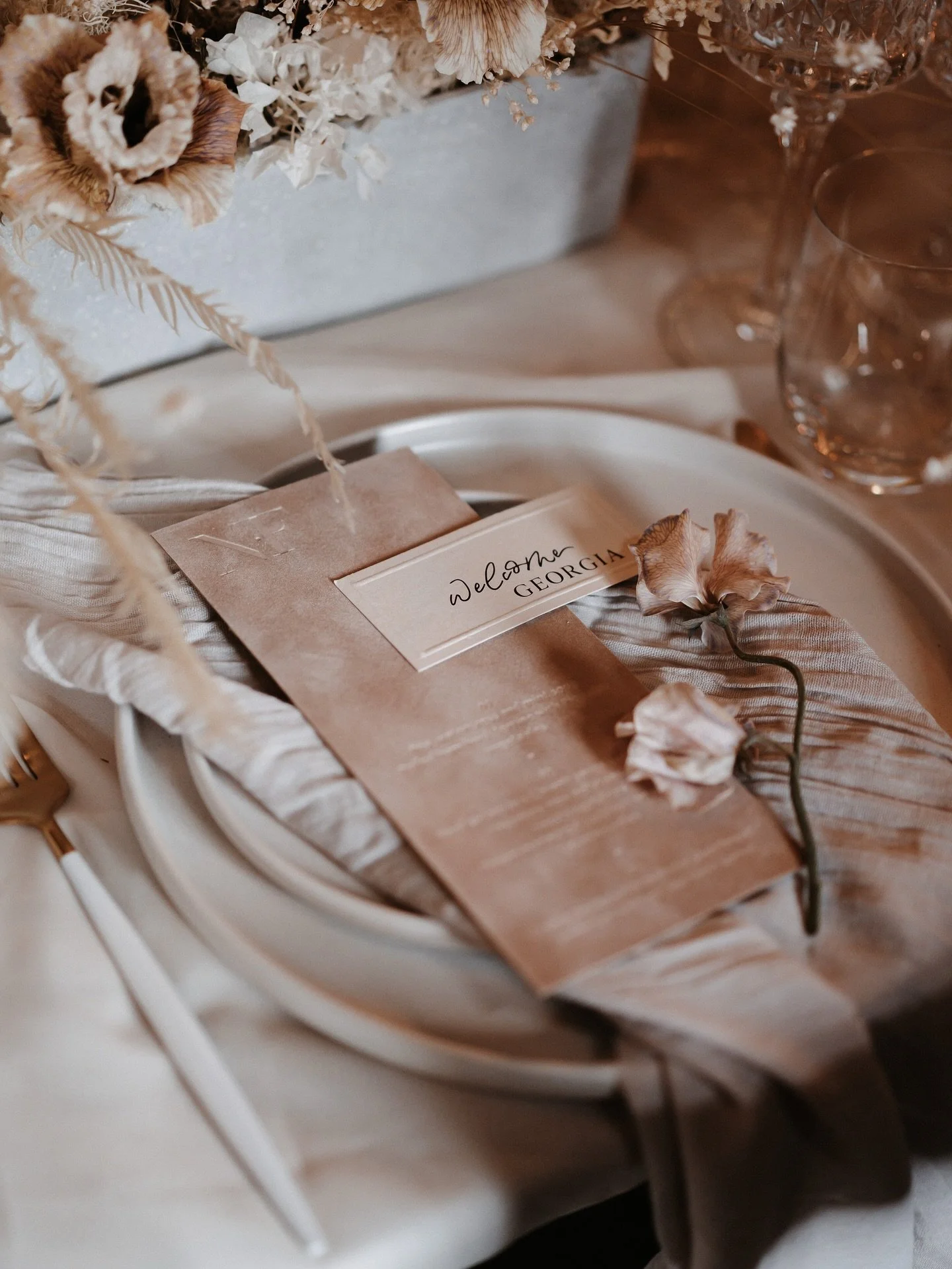 When the little things are anything but &lsquo;little&rsquo; things &hellip; ✨🕯️

Photography - @lynnshapirophotography 
Workshop - @untoldworkshops 
Venue - @maverickprojects 
Styling - @storiesof_events 
Florals - @emmacoxfloristry 
Gowns - @madew