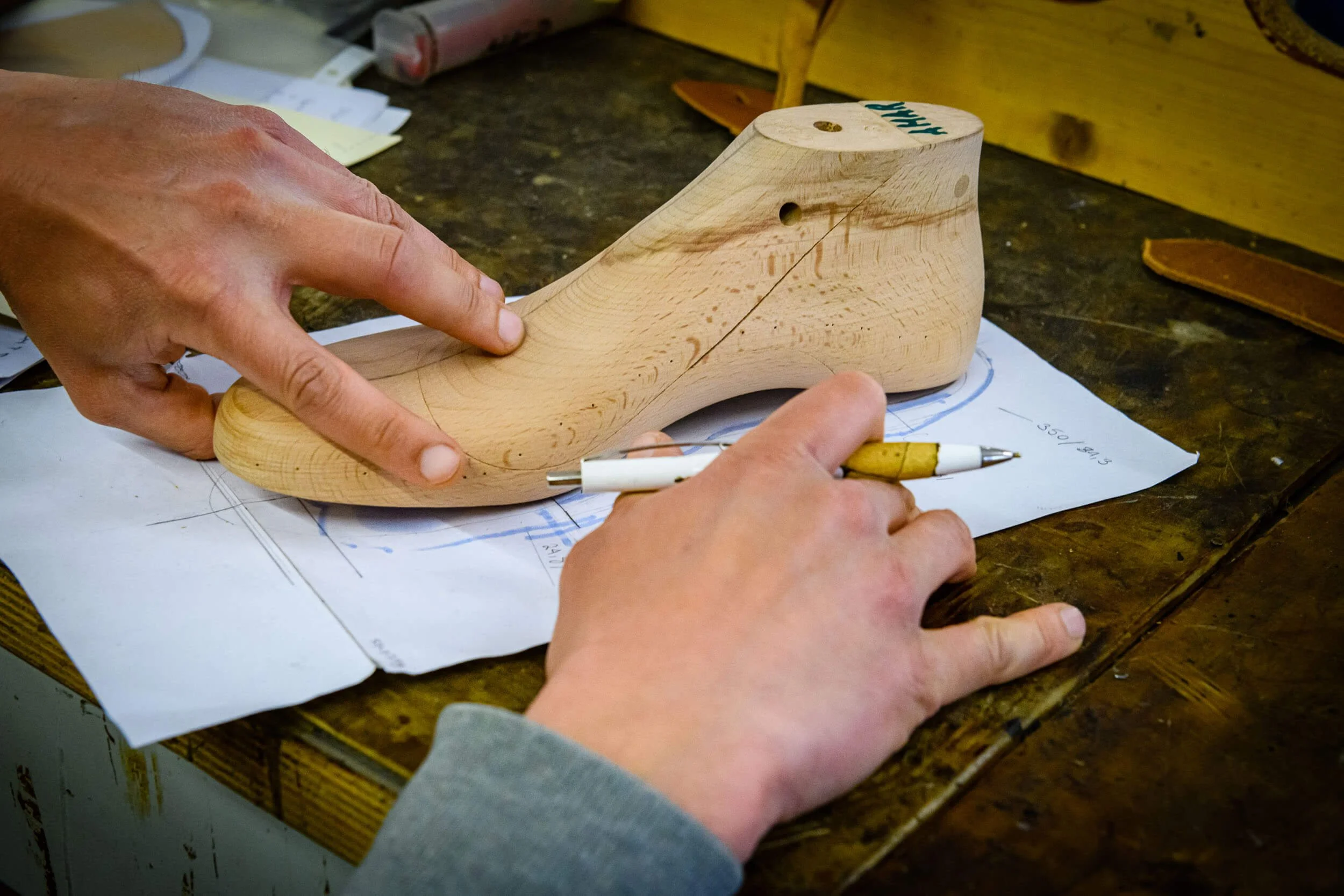 Schuhmacherei Und Alden-schuhe Reparatur Eduard Schmalz General 1 — Verein Atelier A