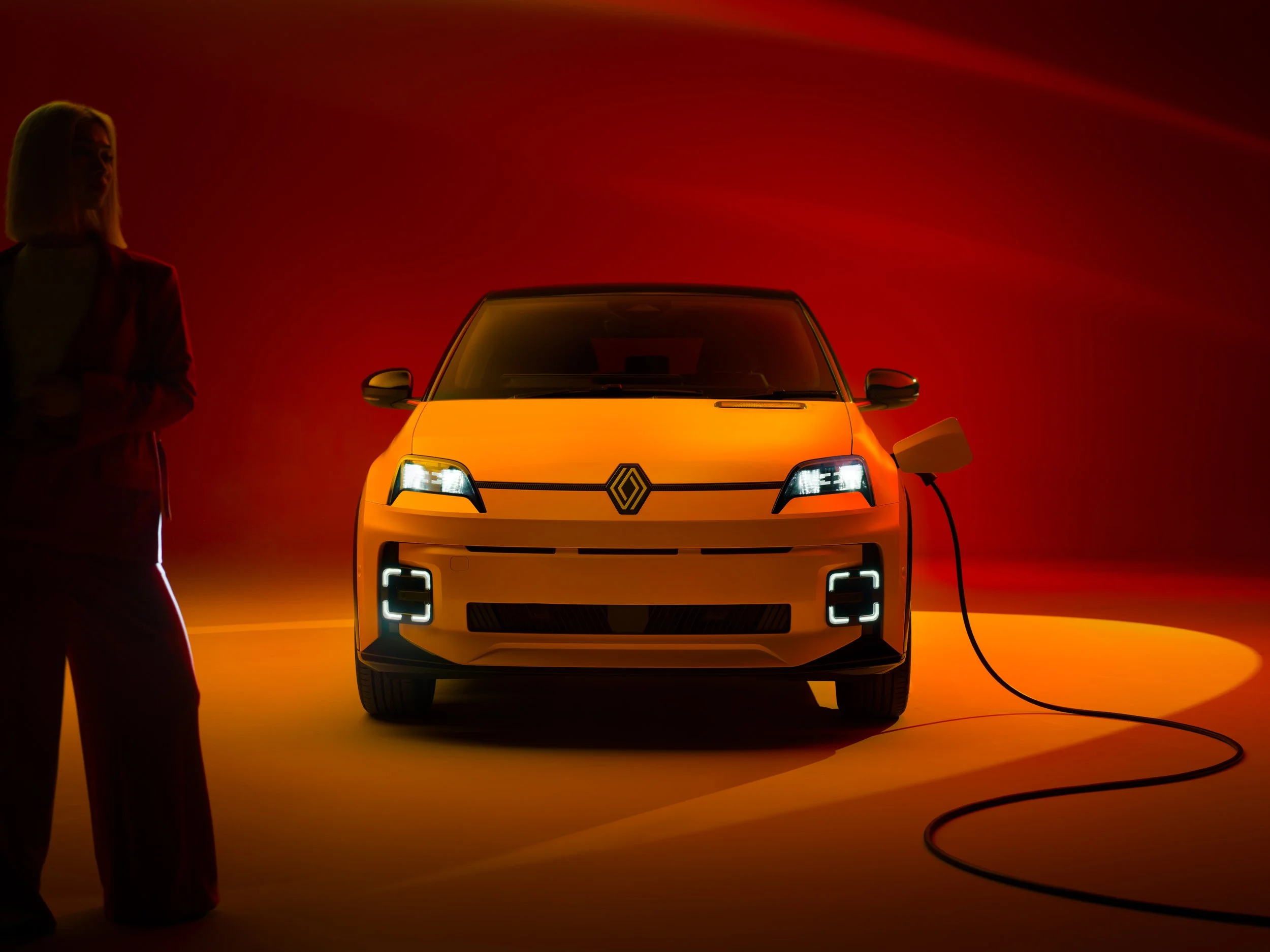 Renault5ByTomKahler_Medres--11.jpg