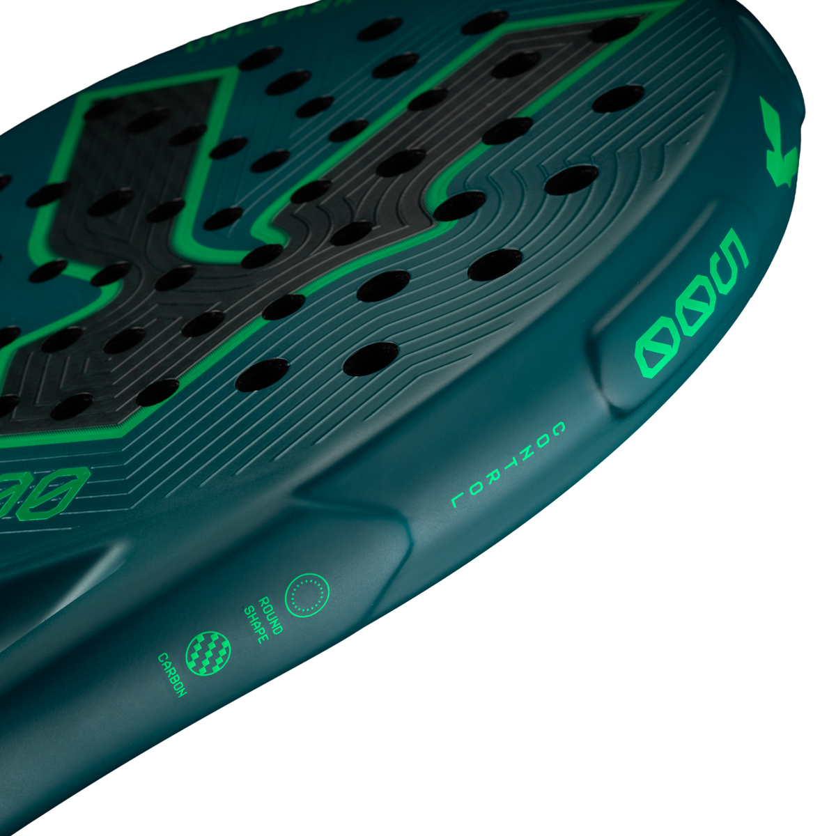 Side detail of the Volt 500 V5 padel racket, showcasing the vibrant green and fluor green 500 letters and other details, with its 3K Tweel carbon pattern inside the big logo.