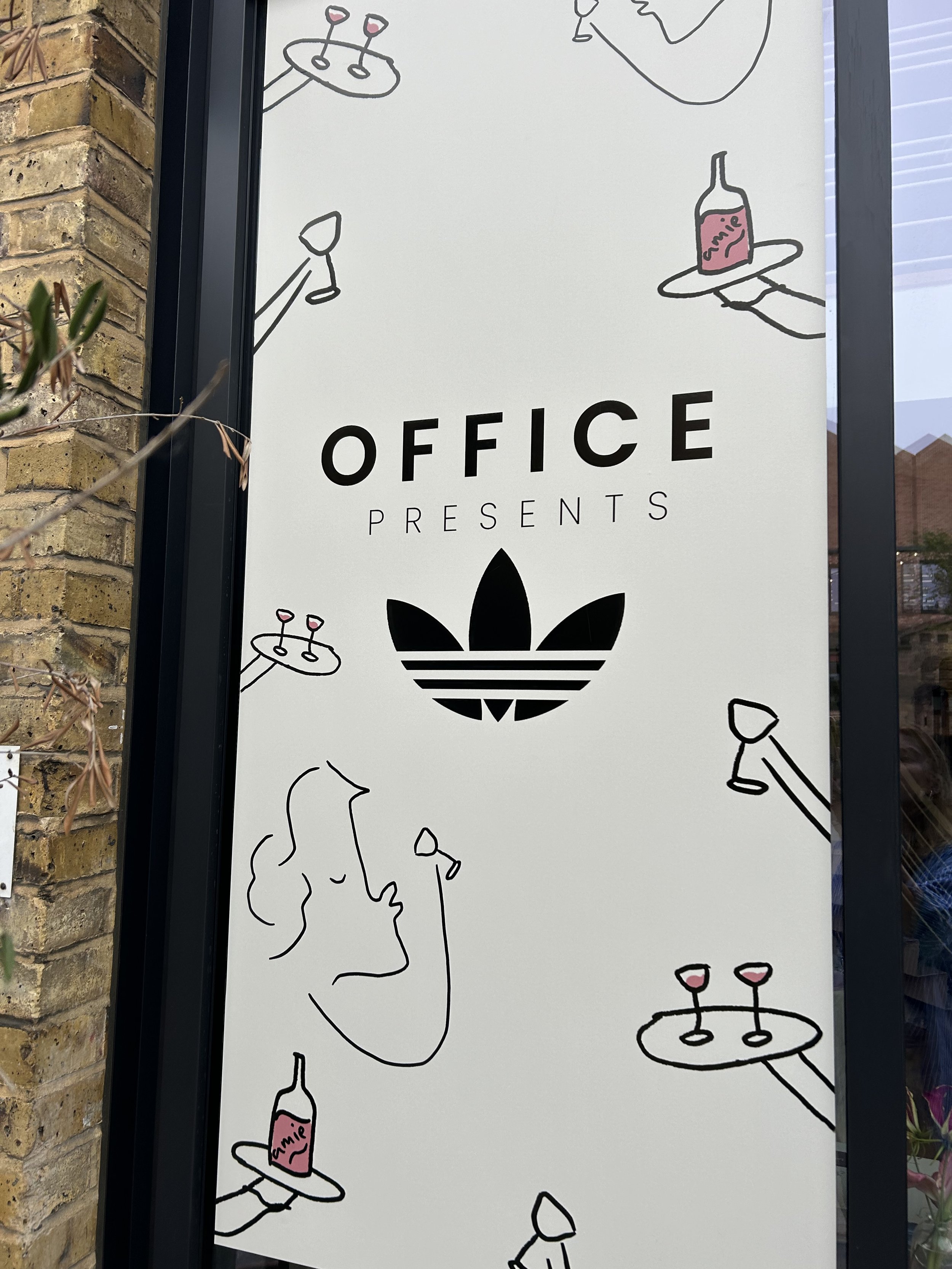 OFFICE PRESENTS ILLUSTRATION