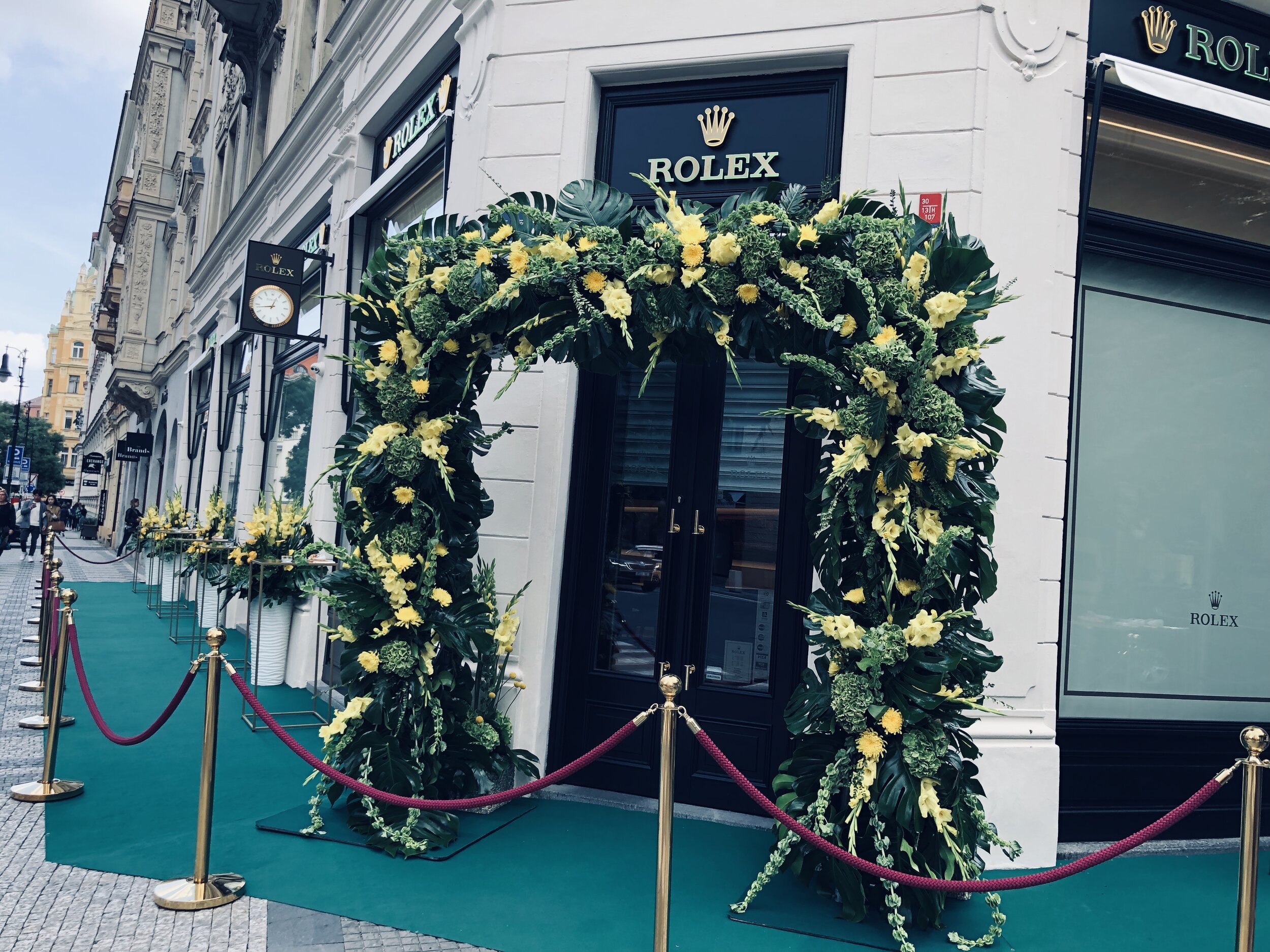 Rolex_2019_boutigue_opening2.jpeg
