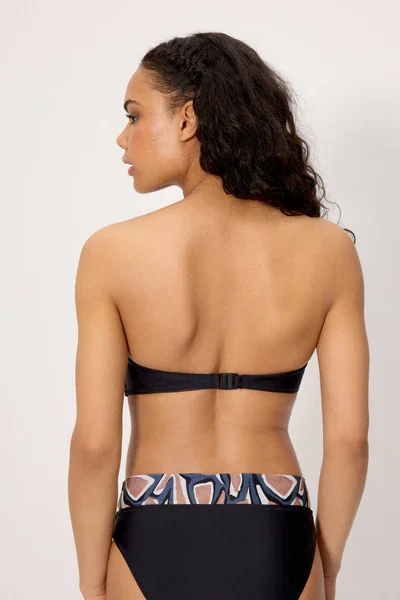 83302_016.webp