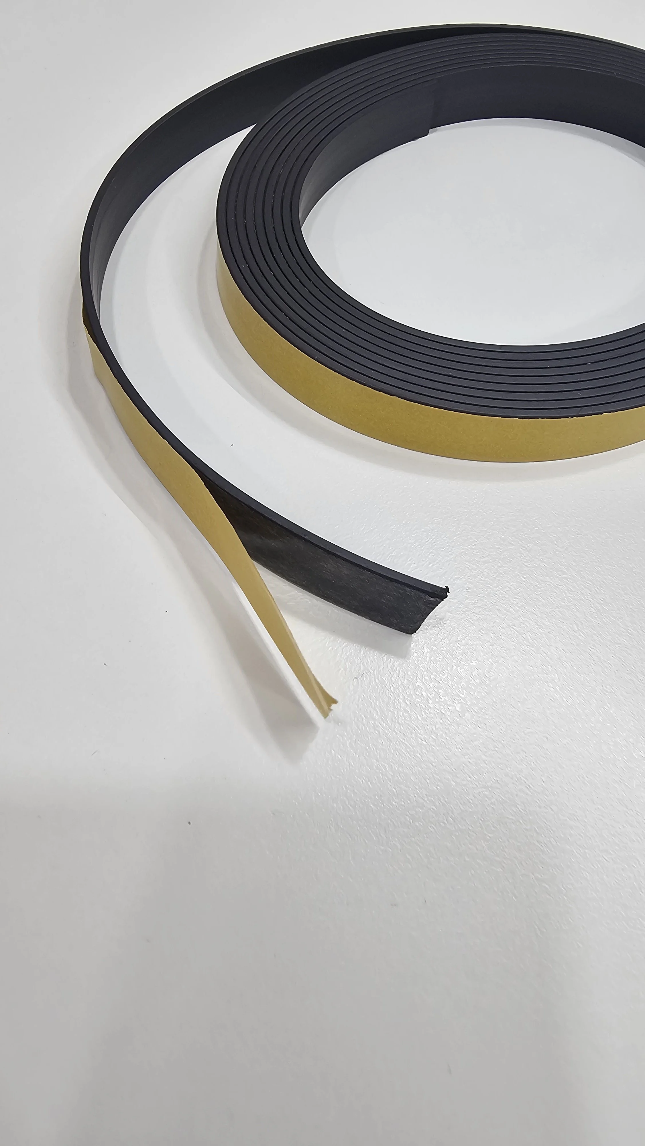 magnetic tape 2.jpg