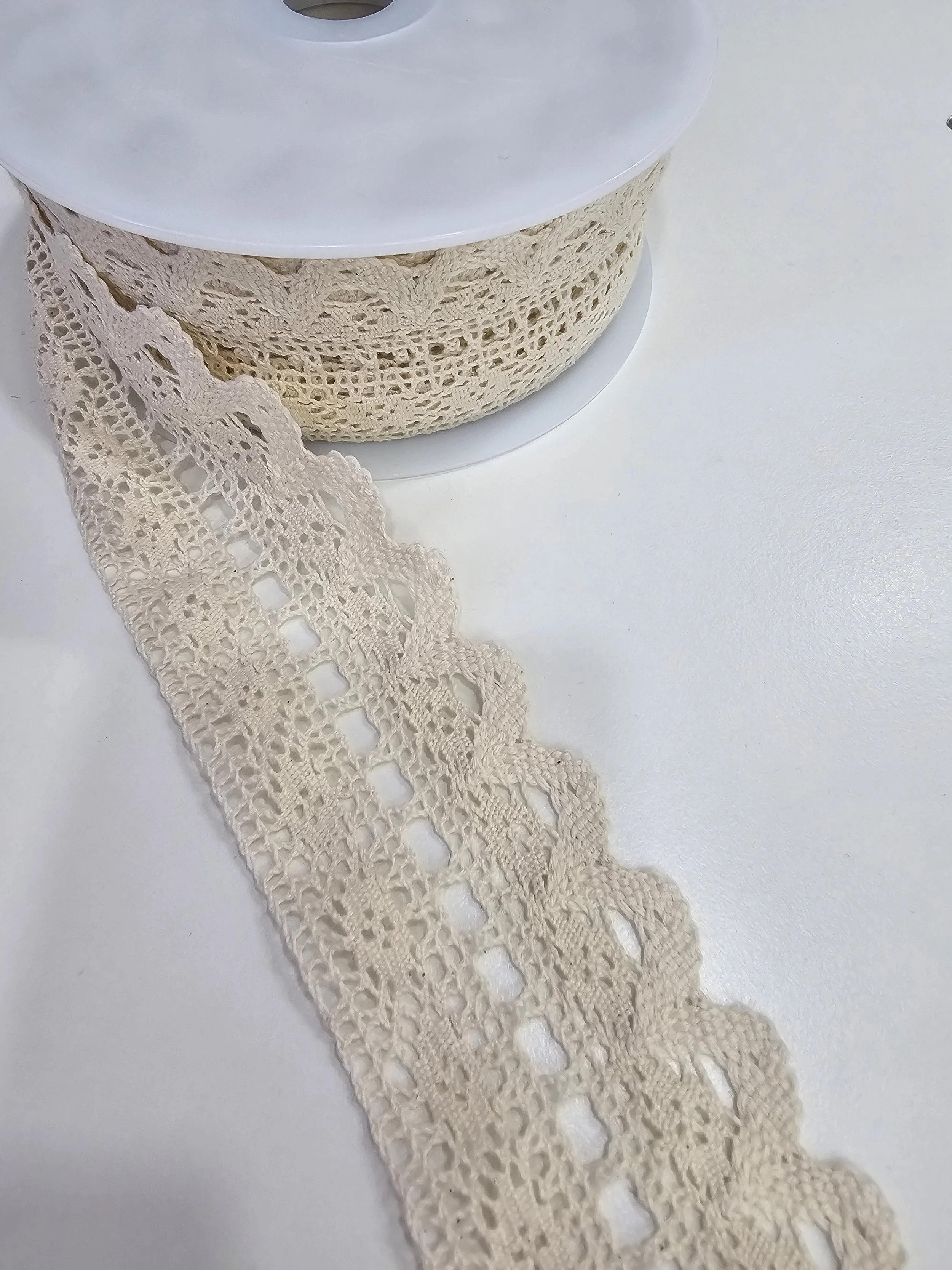 Scalloped Two-Row Circles Lace 57mm