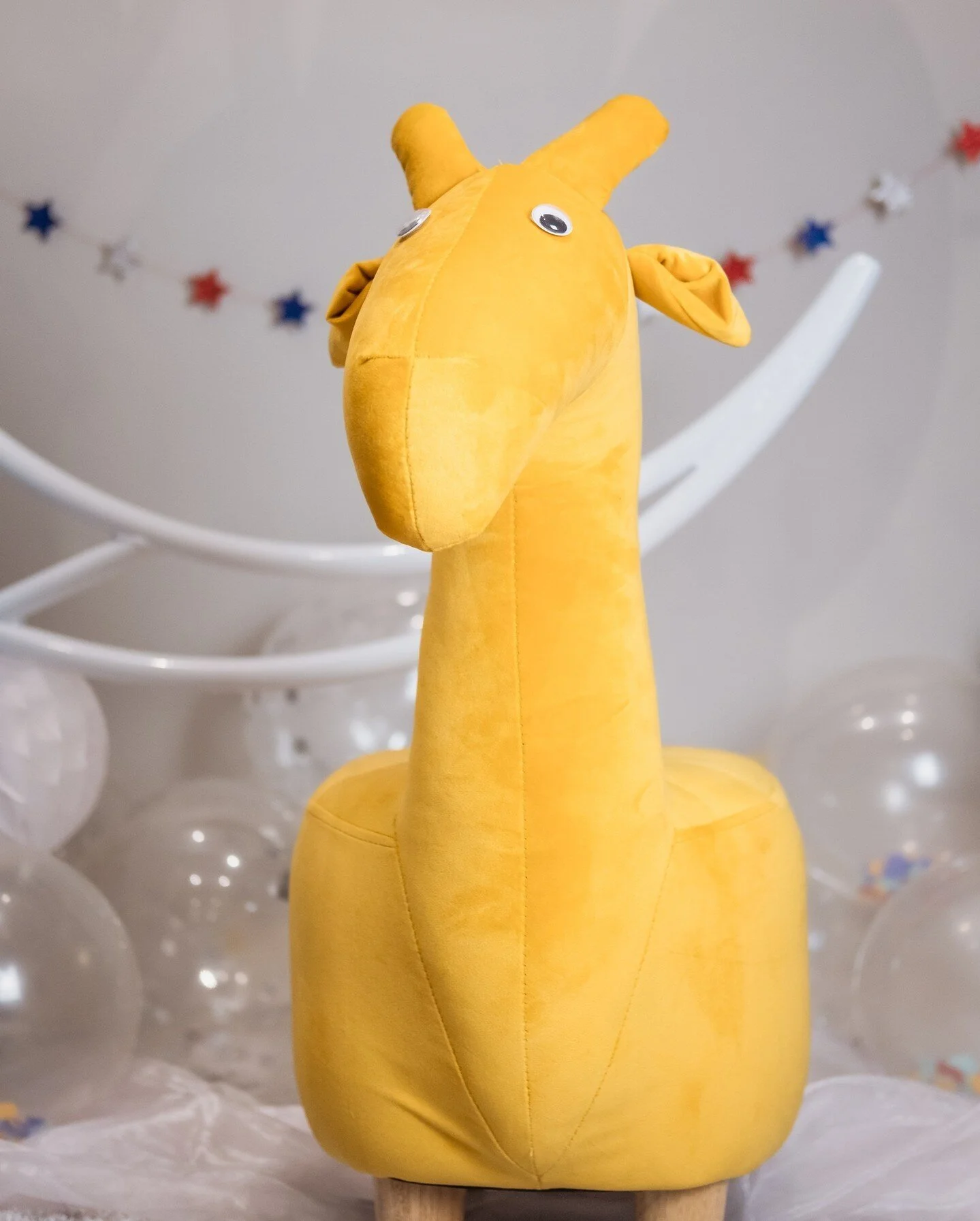 Are you ready to capture the memories of your family forever? Start planning your family studio shoot with our unique props and backdrops &ndash; set your creativity free! 😃 
Get in touch to find out about our new package offer 📷

#familyshoot #fam
