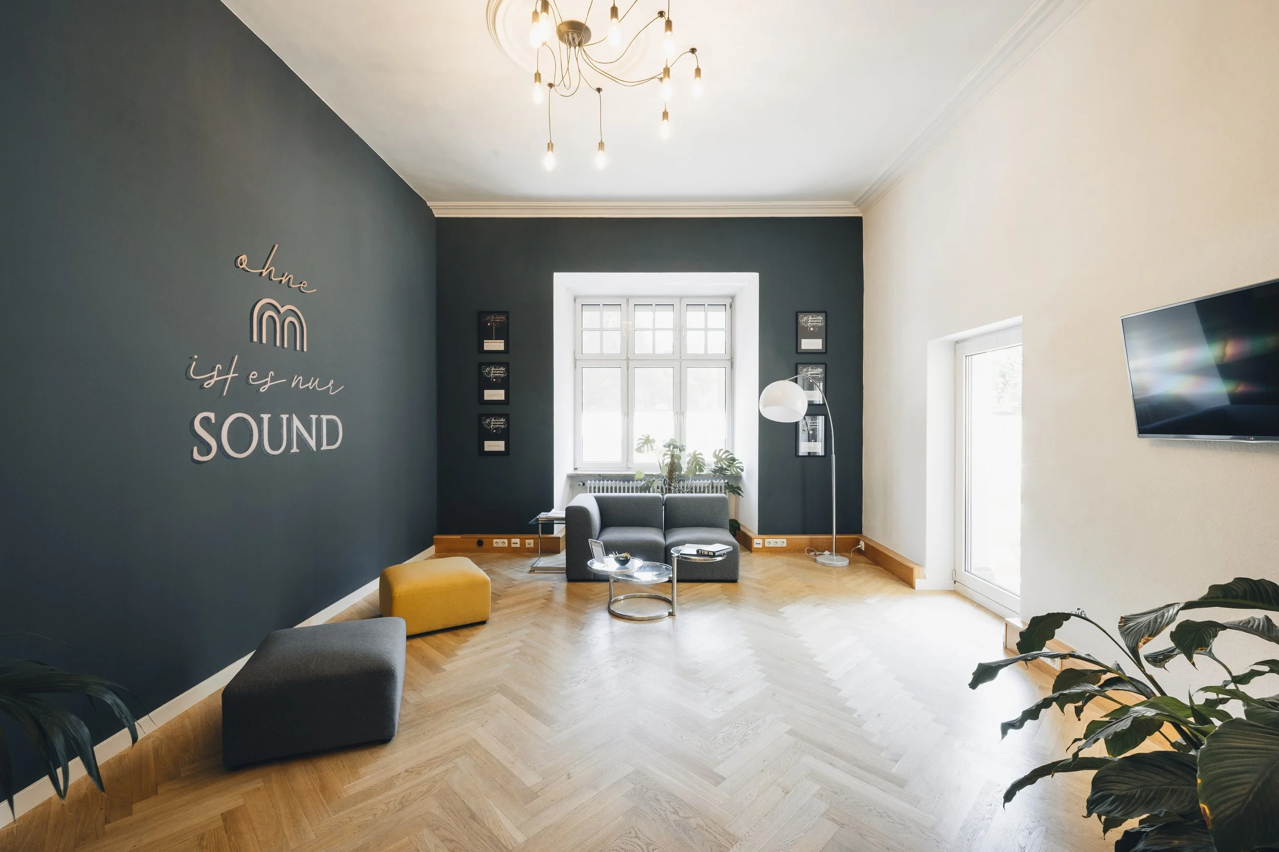 M Sound 72 dpi- 1.jpg