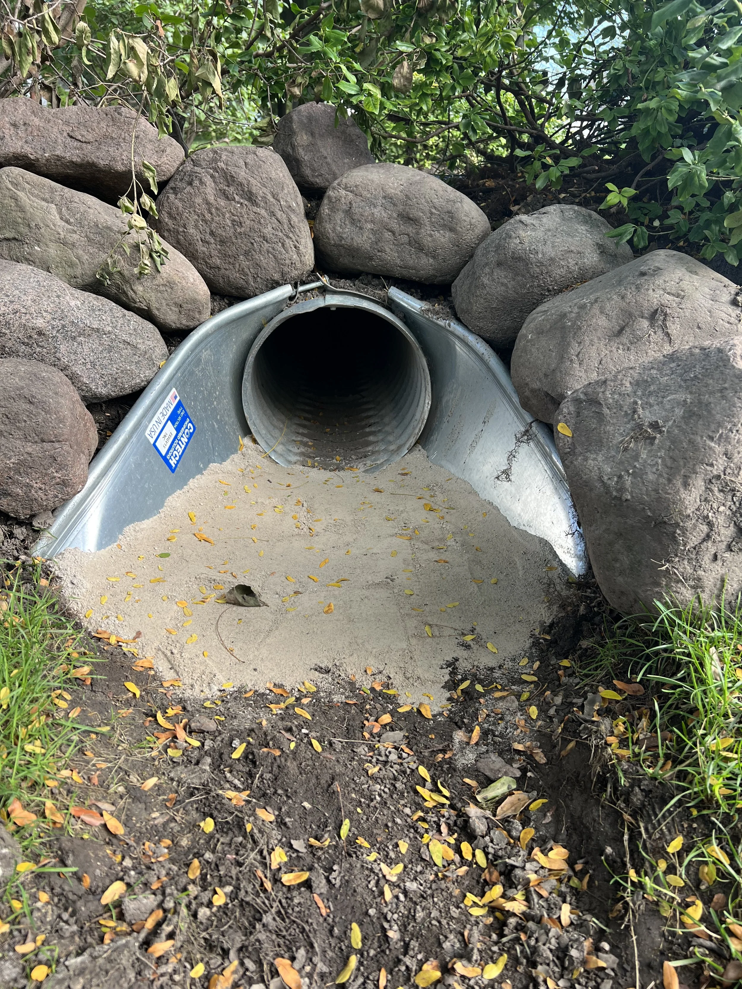 Grade A Asphalt Culverts and drains for commercial customers