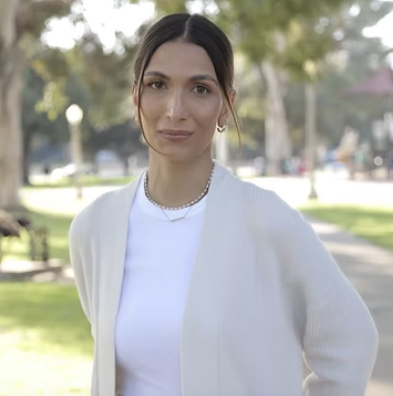 Negar Sarshar Postpartum Therapist in Los Angeles