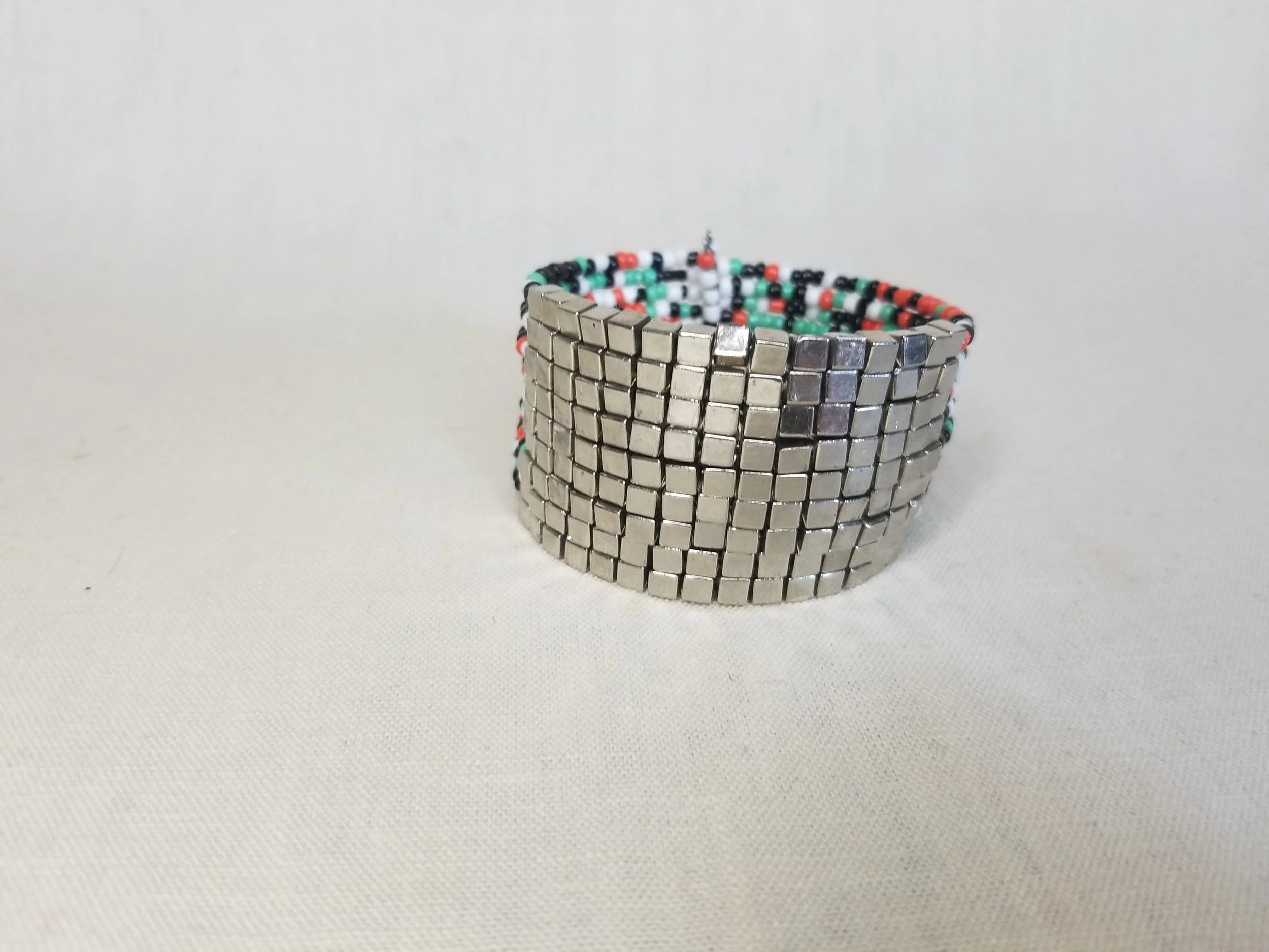 https://i.etsystatic.com/9208937/r/il/b4720b/3083680424/il_fullxfull.3083680424_tj8c.jpg