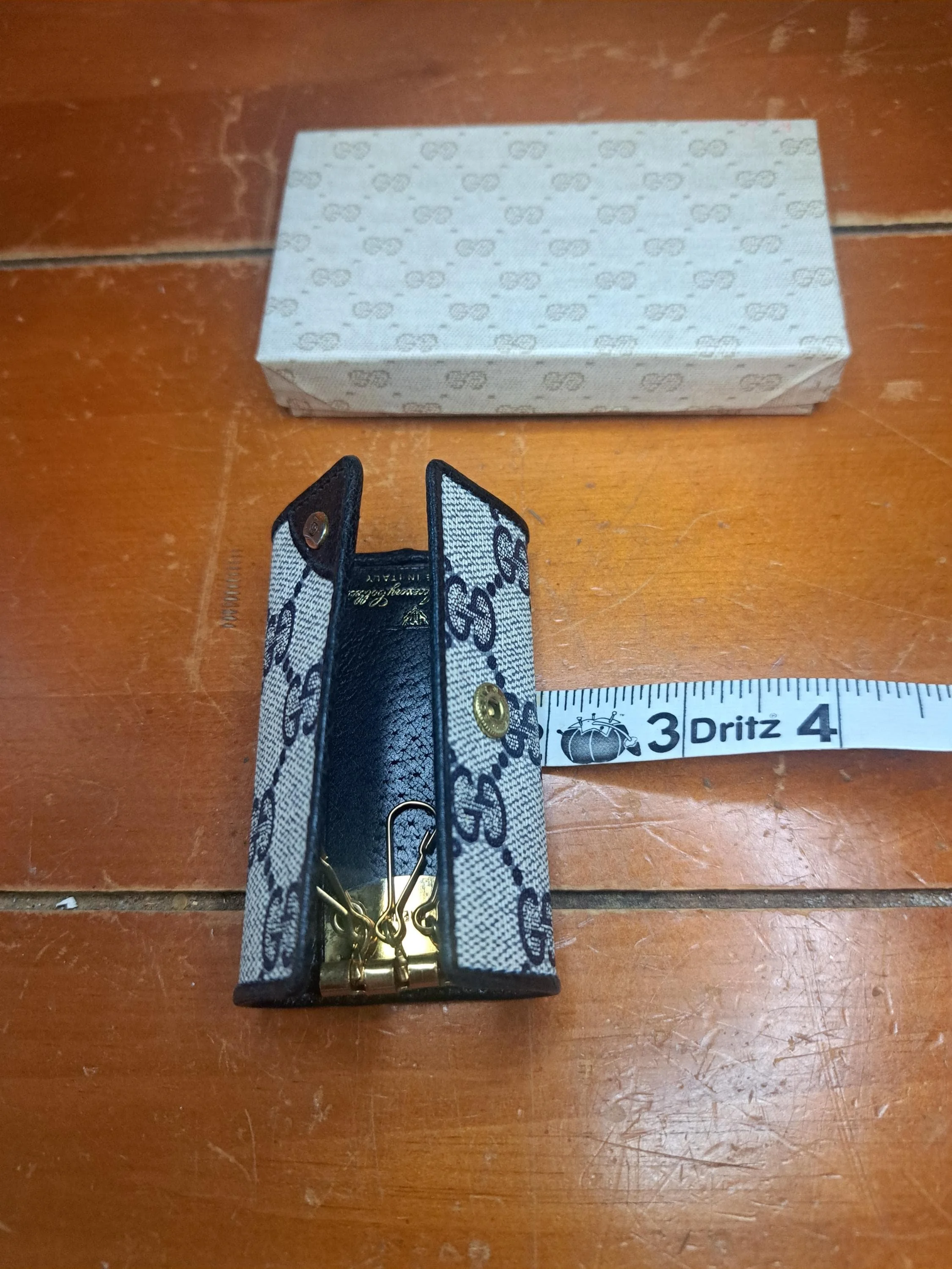 https://i.etsystatic.com/9208937/r/il/9588a2/7445956497/il_fullxfull.7445956497_oqjh.jpg