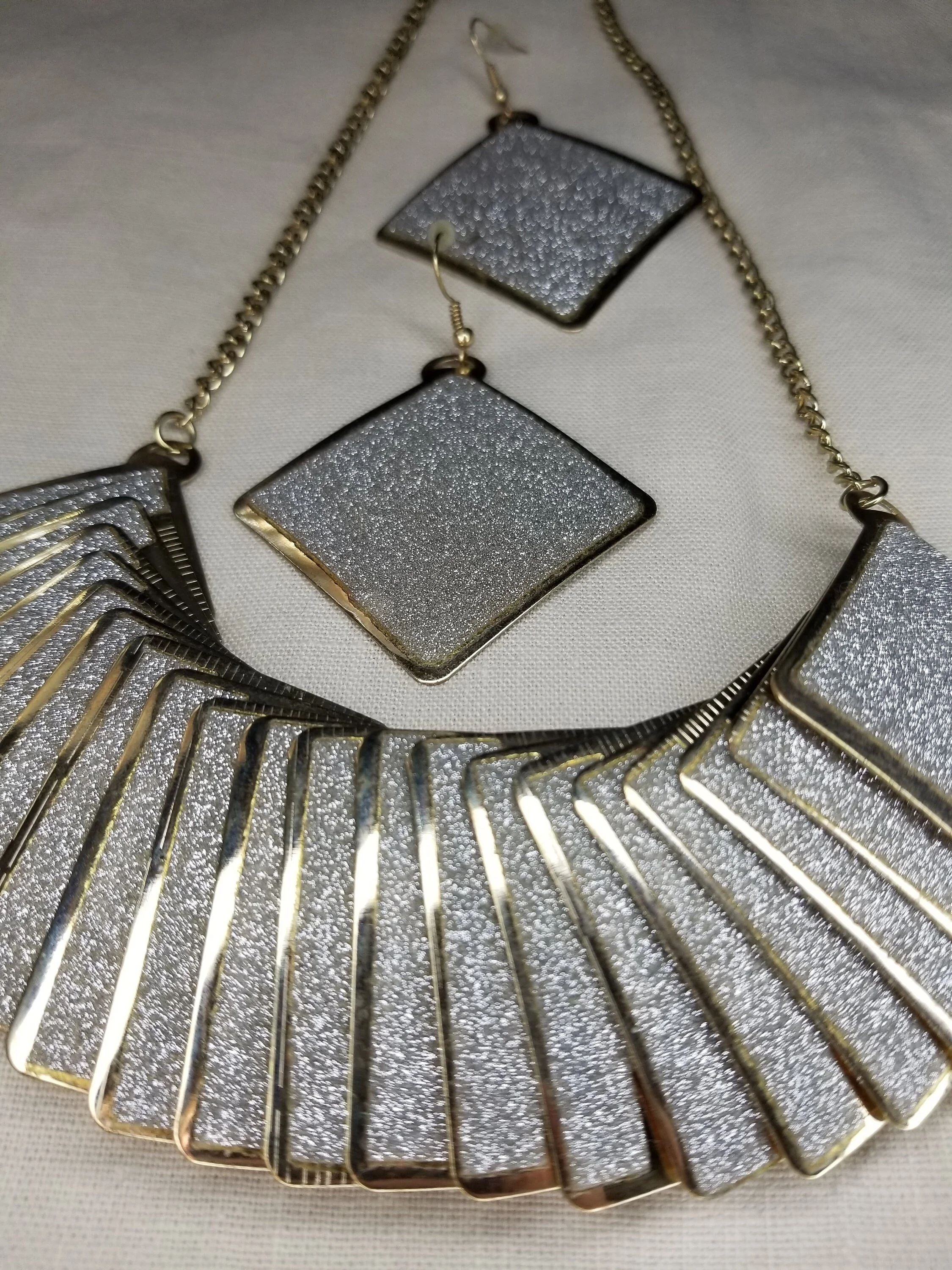 https://i.etsystatic.com/9208937/r/il/e0fdad/3498269219/il_fullxfull.3498269219_i8dd.jpg