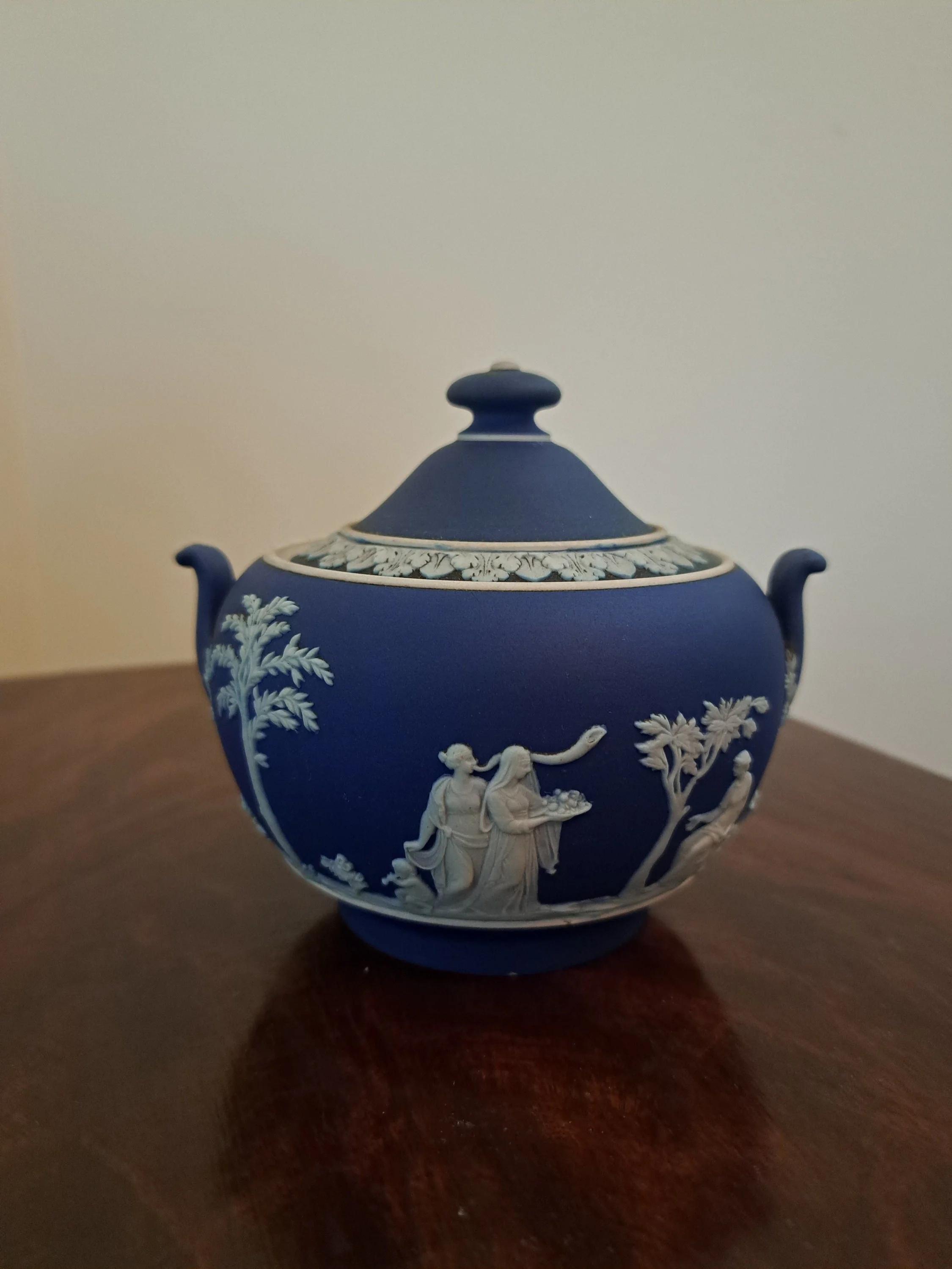 https://i.etsystatic.com/9208937/r/il/9e61f8/5925643631/il_fullxfull.5925643631_n555.jpg