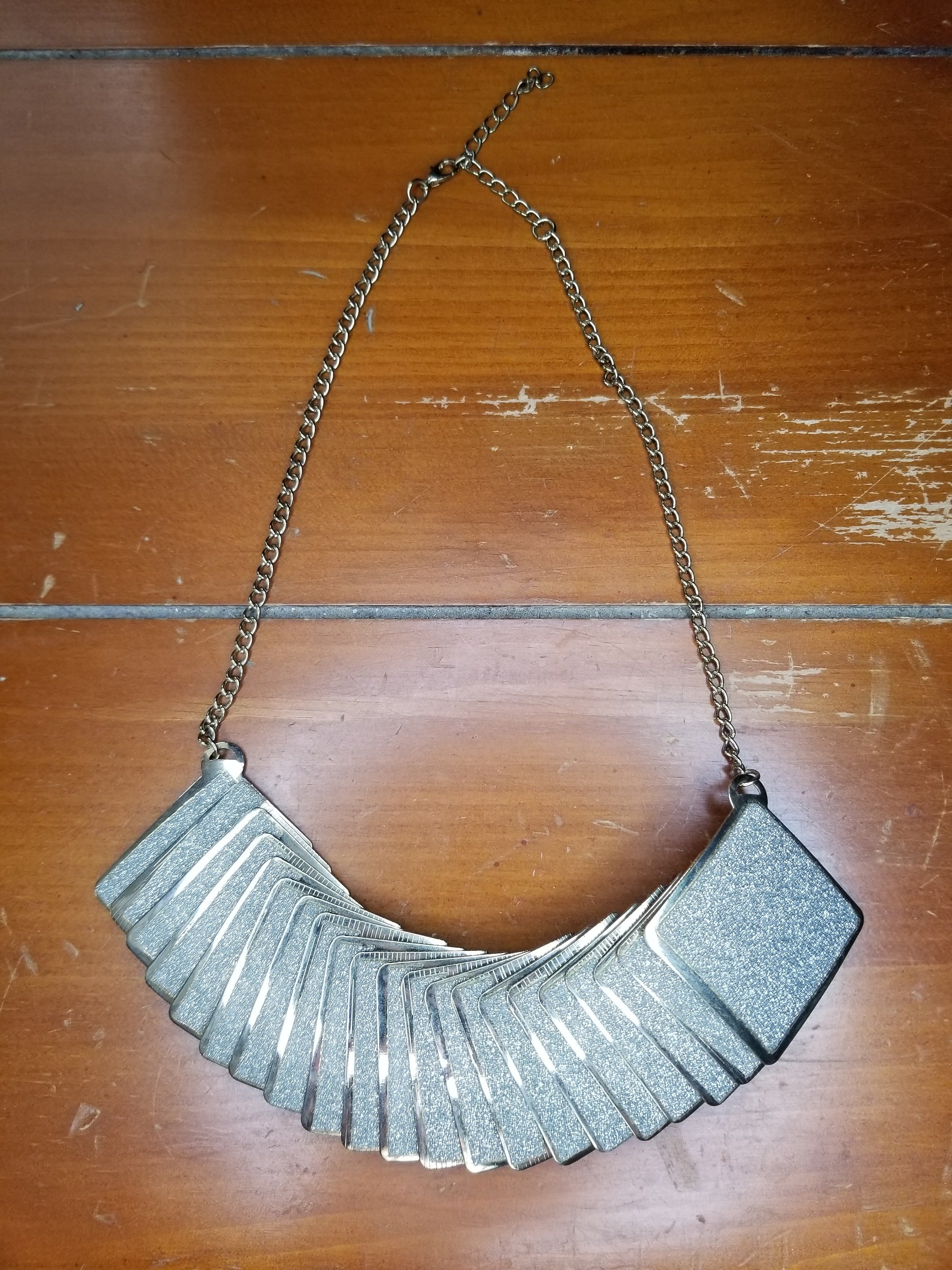 https://i.etsystatic.com/9208937/r/il/dd24de/3450605418/il_fullxfull.3450605418_dia2.jpg