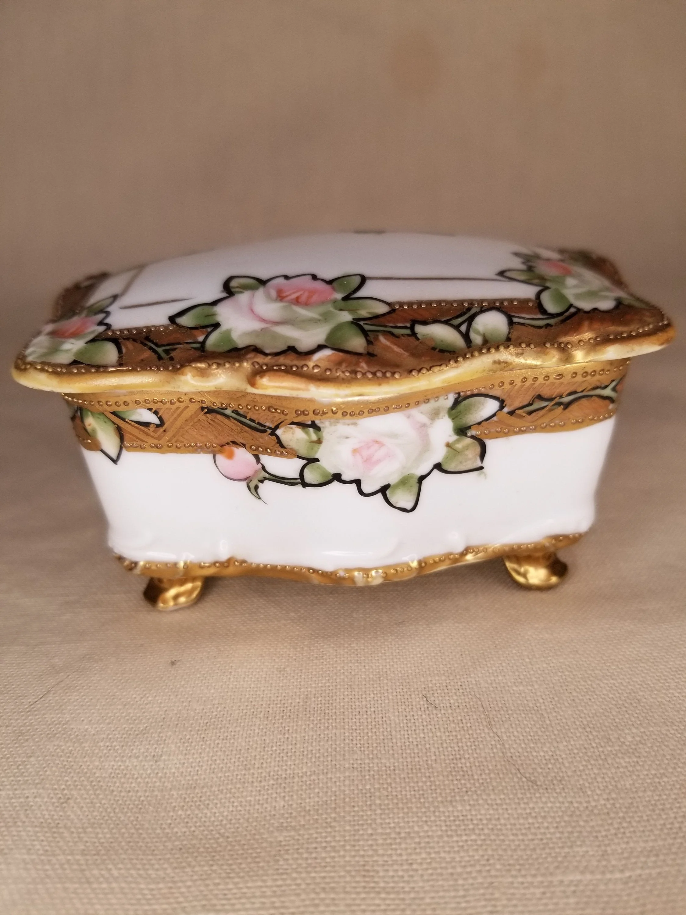 https://i.etsystatic.com/9208937/r/il/07a8b3/2962230321/il_fullxfull.2962230321_381a.jpg