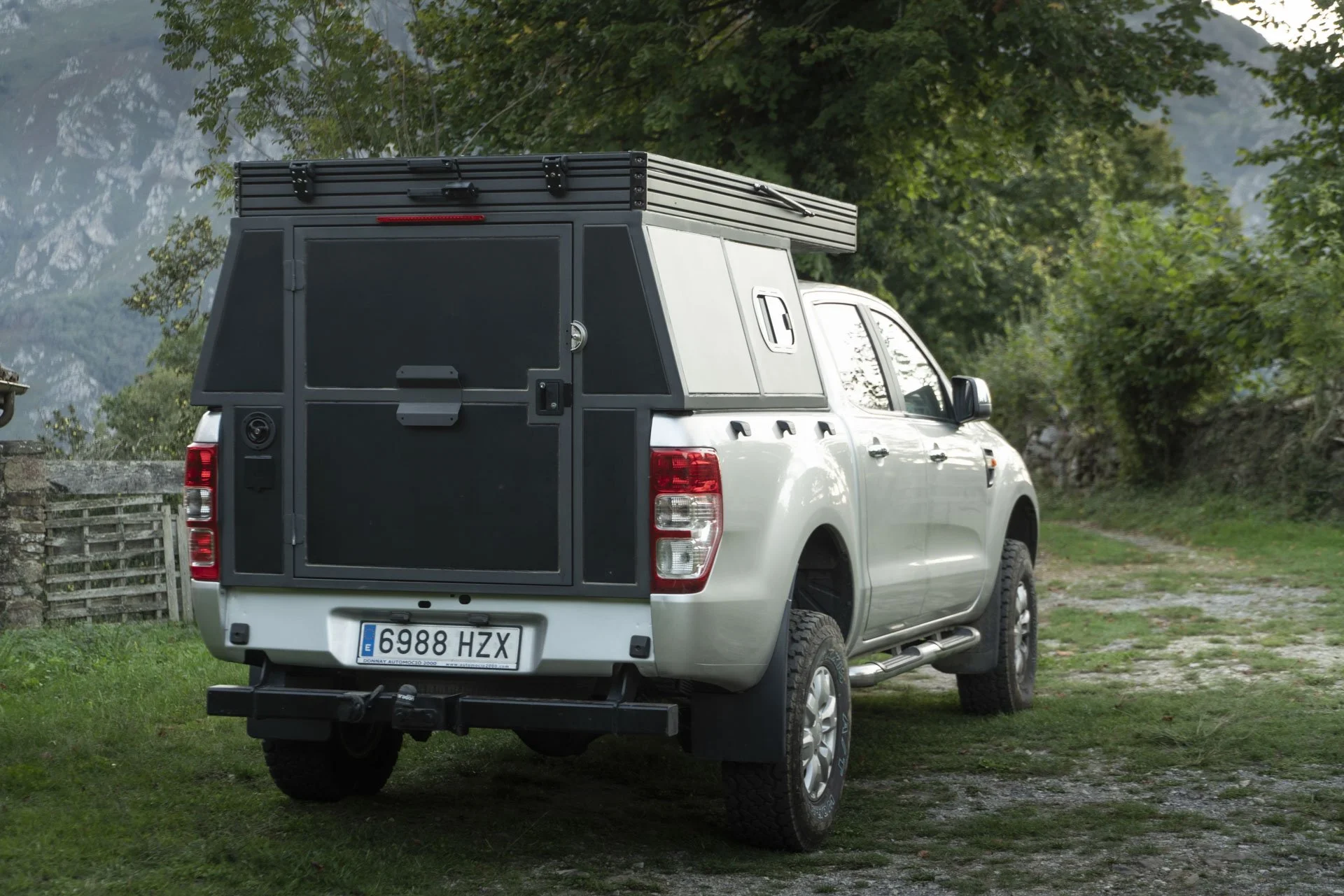 Ford Ranger Canopy 10.jpg
