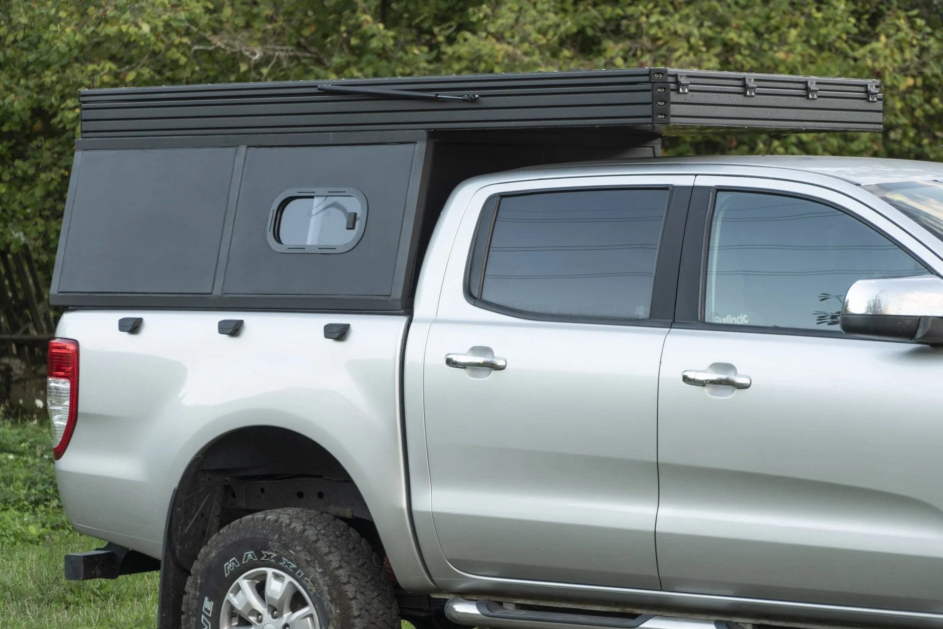 Ford Ranger Canopy detalle.jpg
