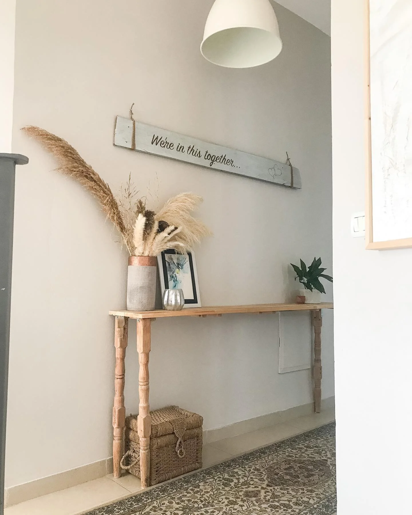 ✨ ✨F I N I S H E D

When your best friend gives you the perfect runner to complete your hallway.

I still walk this space and get the feels. Love it when it sticks.
It means I got something right!

x

Welcome to Week 32 of Interior Design Lovers Tour