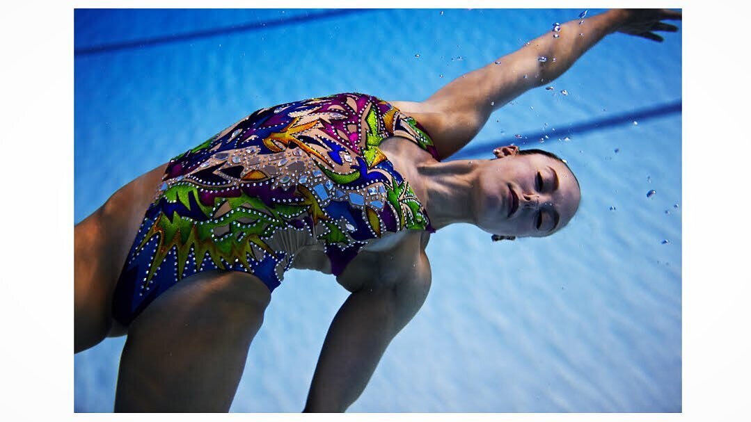 The graceful and beautiful Claudia  Holzner.

Team Canada synchronized swimming 

#olympics #tokyo #2021 #tokyo2021 #teamcanada🇨🇦 #sycronizedswimming #water #canada #underwaterphotography #potd📸 #sports #sportsphotography