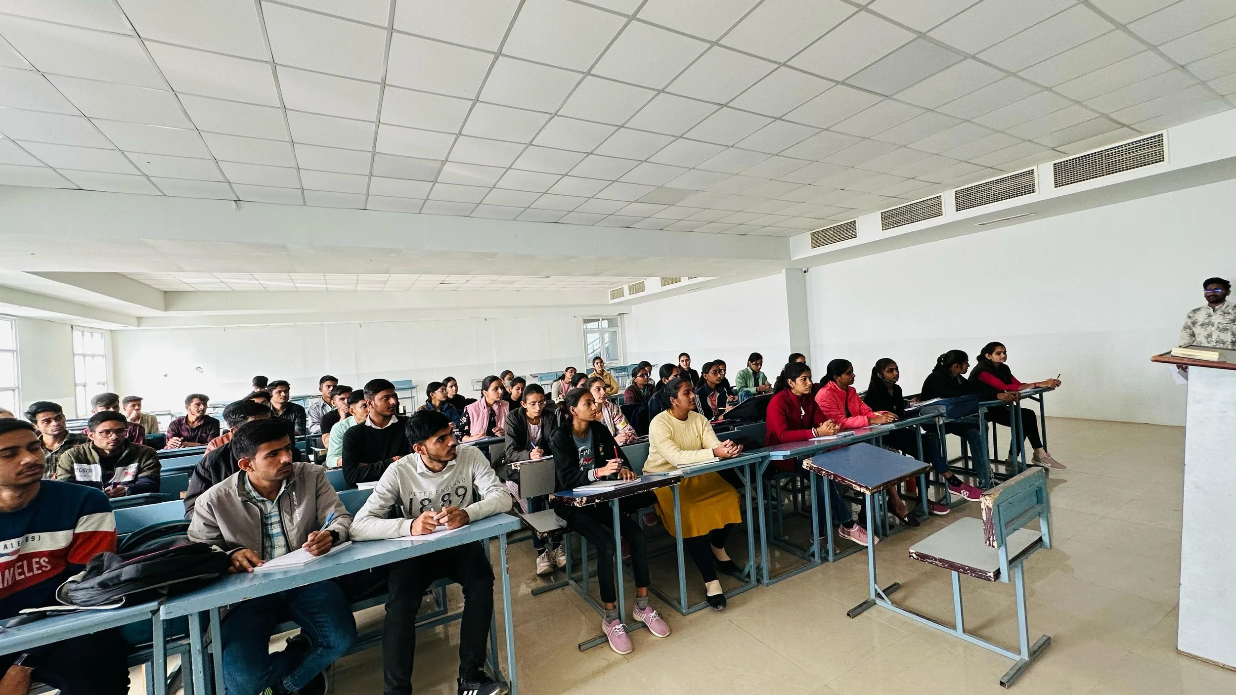 WhatsApp Image 2024-02-09 at 15.54.22.jpeg