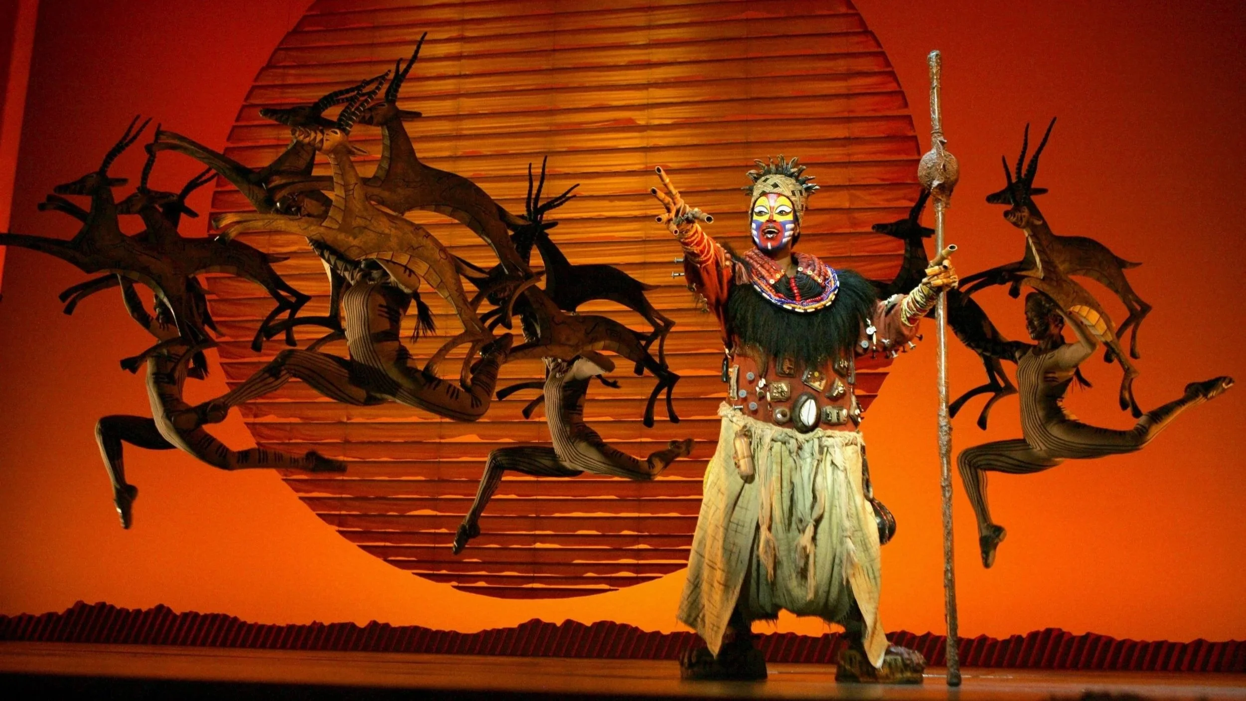 2.+Gugwana_Dlamini_as_Rafiki_A%CC%82%C2%A9Disney._Photo_by_Joan_Marcus..jpg