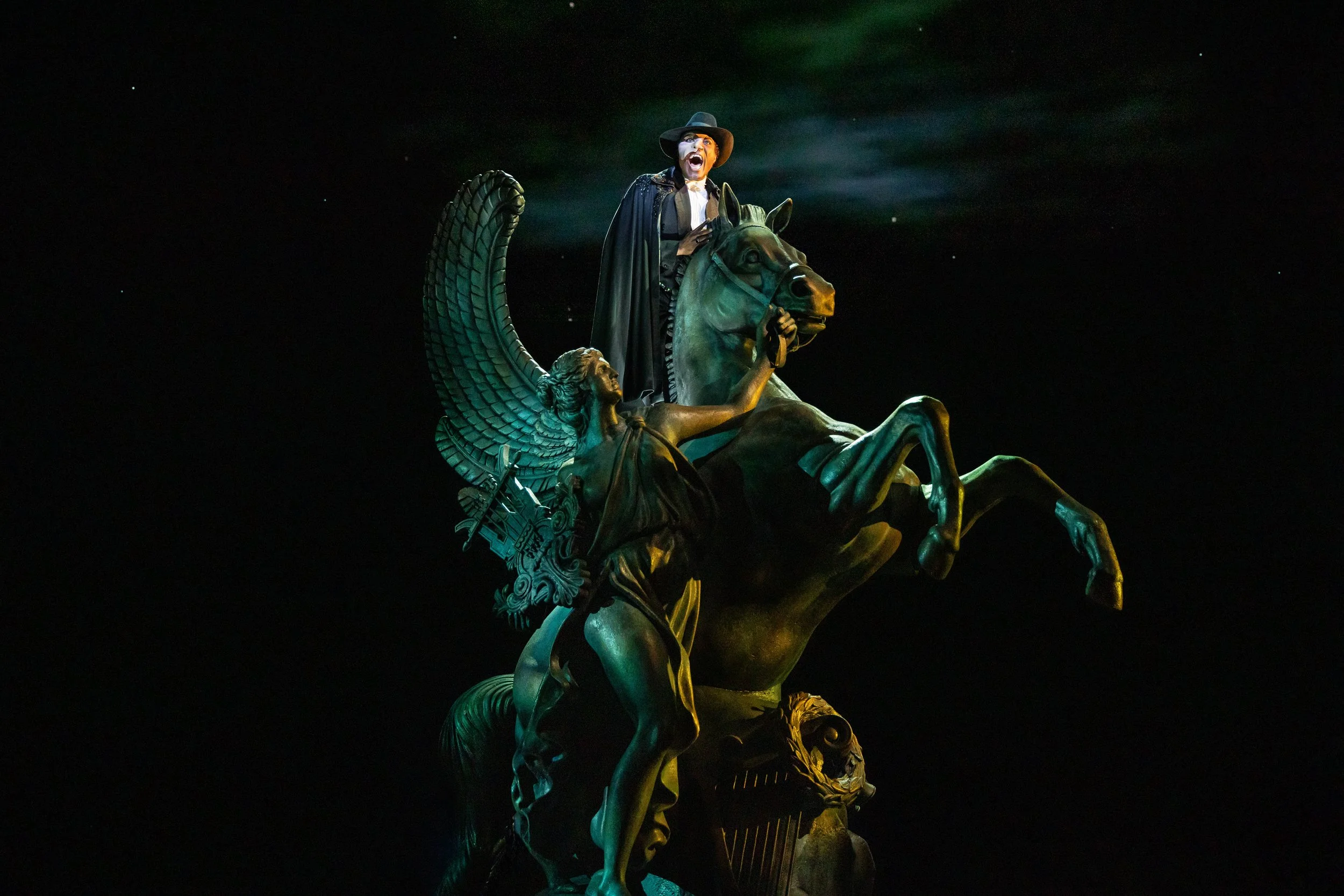 05. POTO_TOUR_2025_S_1008_PJZEDIT_v004.jpg
