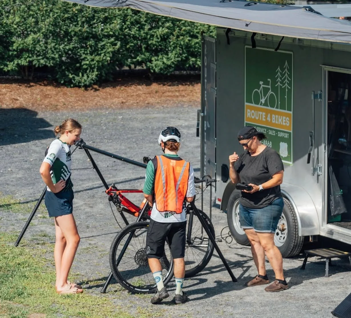 Need some last-minute bike help on Saturday? Linda from @route4bikes will be on-site at Ascutney to help with any quick fixes to get you race ready...no sweat! 

See you soon!