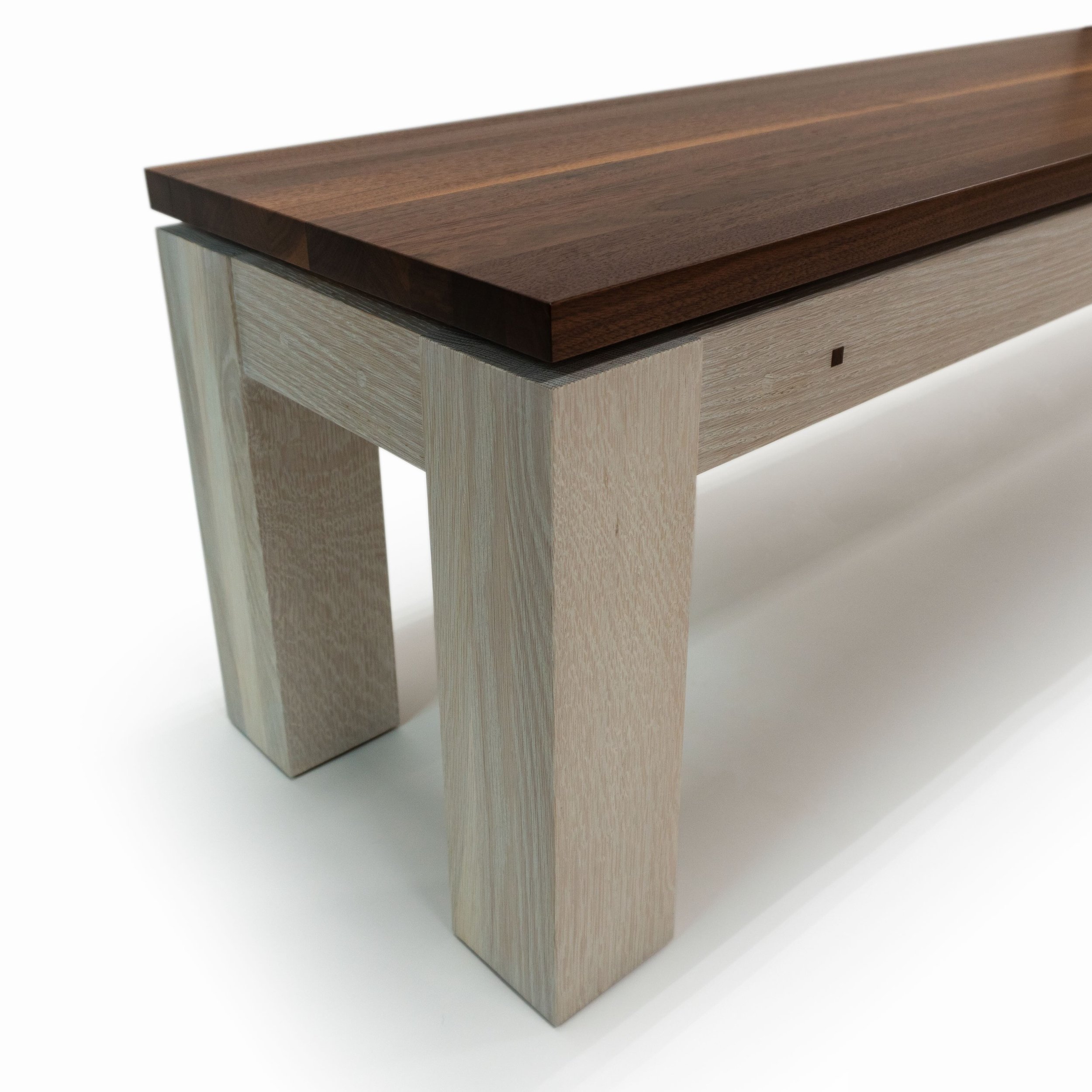 Trajan Bench corner in walnut and white oak