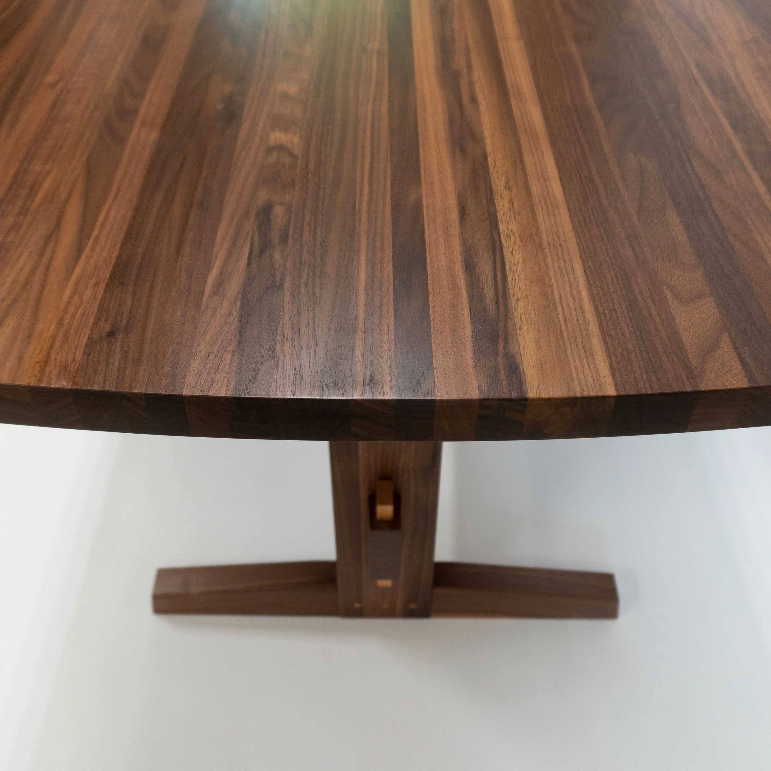 Pericles Table end in black walnut