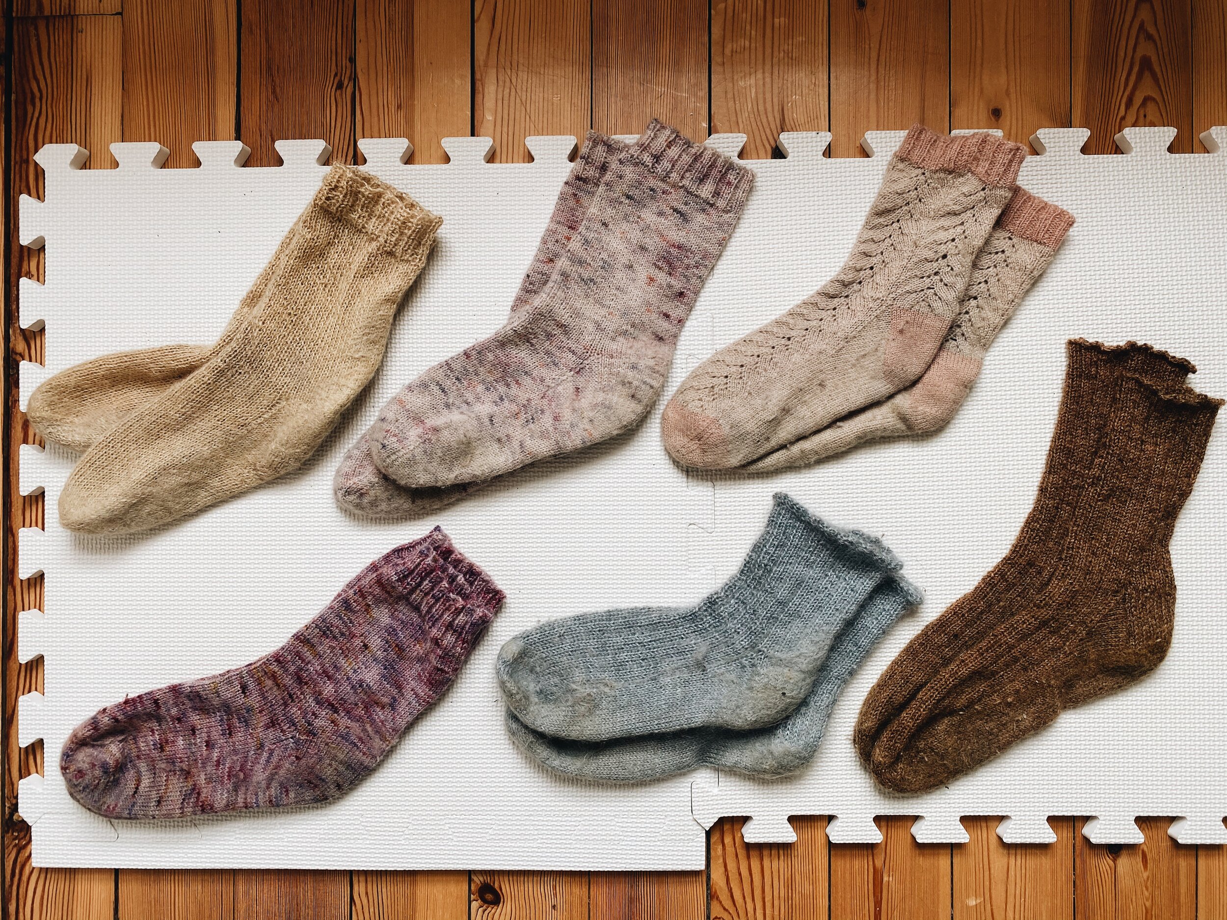 No Nylon Sock Knitting Experiments — Woolly Mammoth Fibre Co.