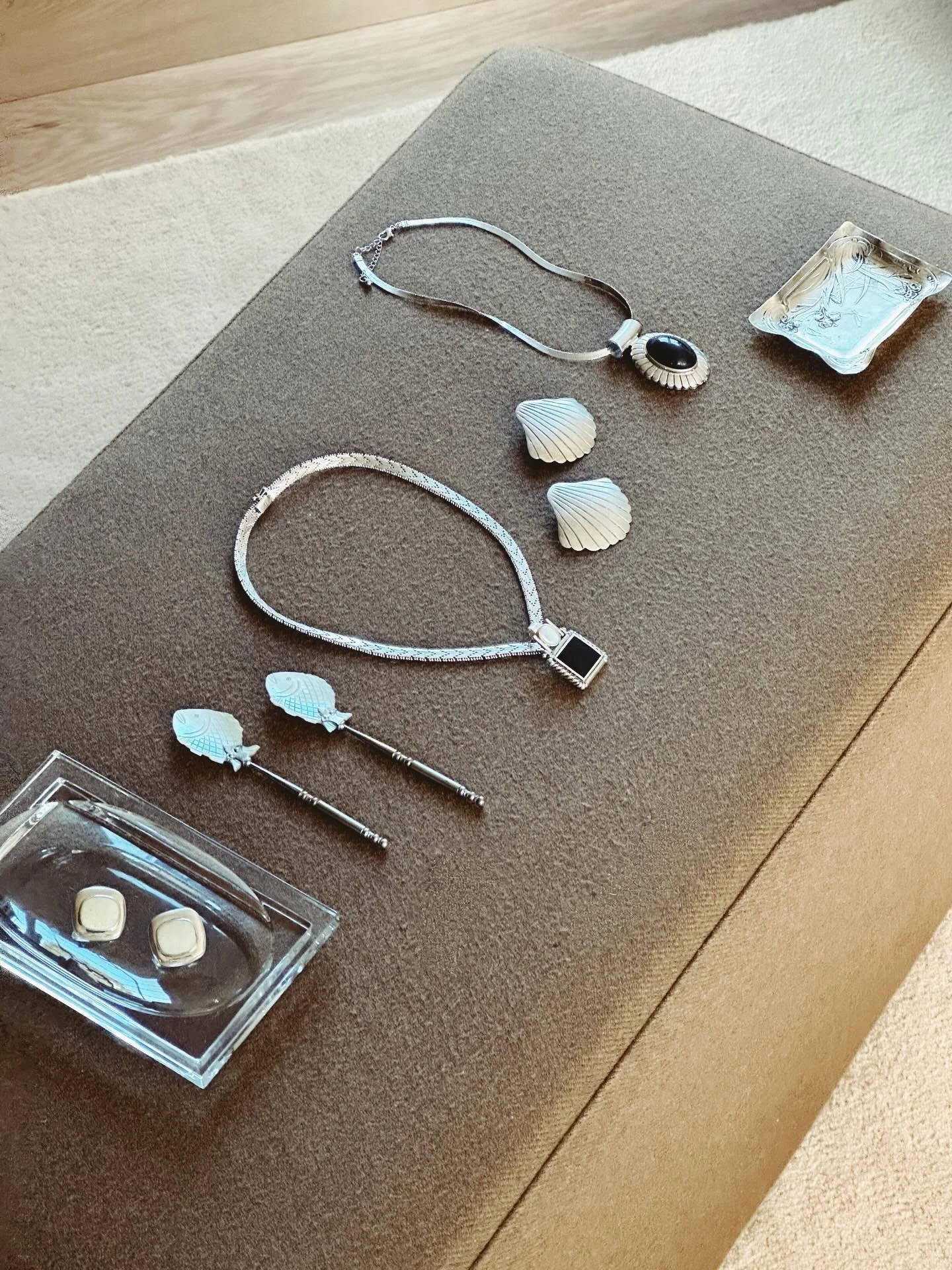 Home + Jewelry: a beautiful collection of new arrival vintage coming next week.