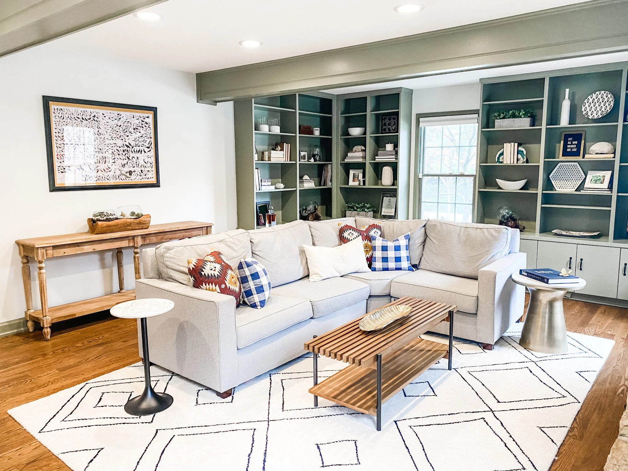 Owner Occupied Staging Den - Worthington Cape Cod.JPG