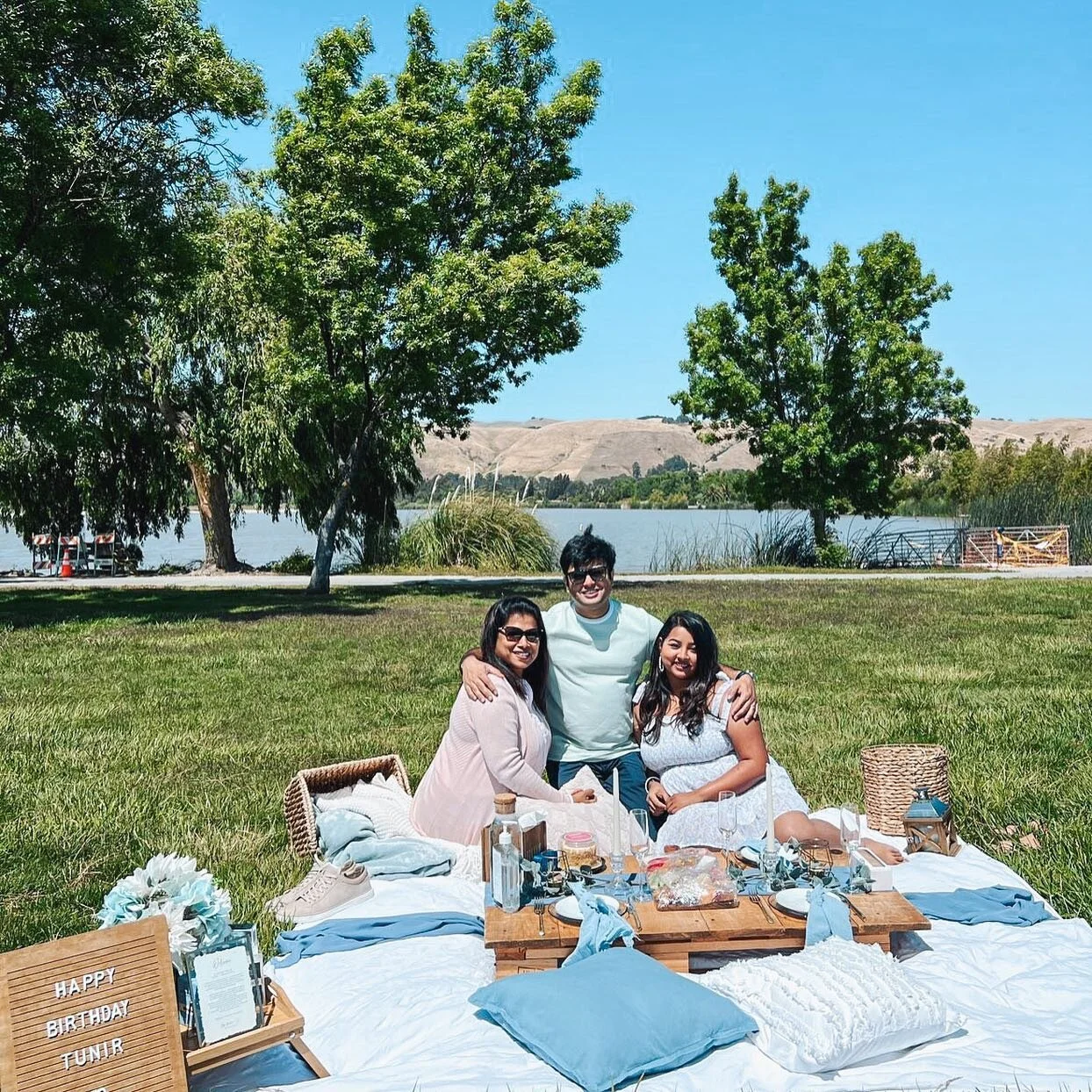 Celebrating your birthday with family…the best way we could think of π
Happy birthday Tunir! π₯³
.
.
.
#birthdayboy #birthdaycelebration #birthdayideas #birthdayideasforhim #birthdaypicnic #birthdaypicnicparty #birthdayideasforboys #bayar