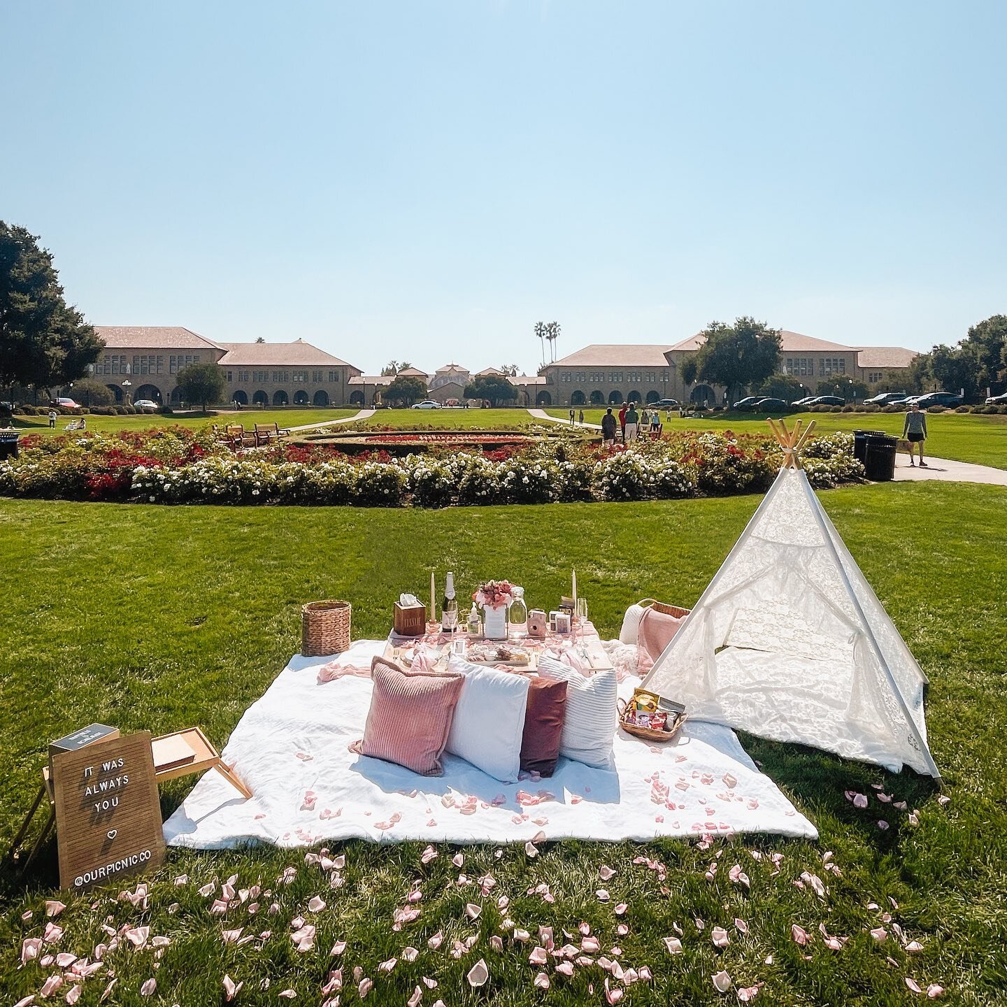 It was always you π
.
.
.
#proposal #proposalideas #engaged #engagementphotos #engagementring #engagementshoot #engagementparty #bayareaproposal #bayarea #paloaltoengagementphotographer #paloaltoproposal #paloaltoeventplanner #paloaltoeventplann
