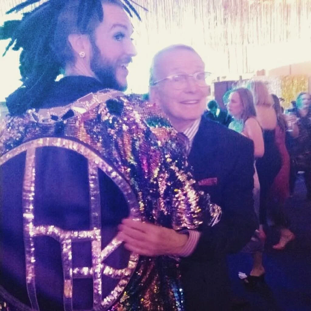 Cher Sequin kimono, here w/ Bob Mackie