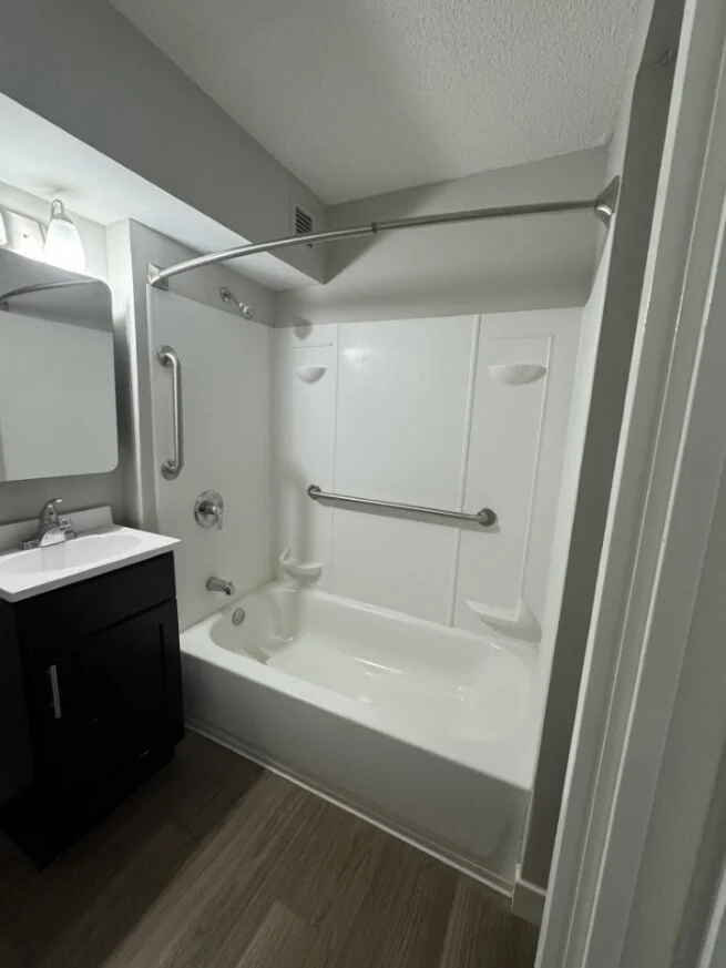 JFK - Unit Bathroom 3.jpg