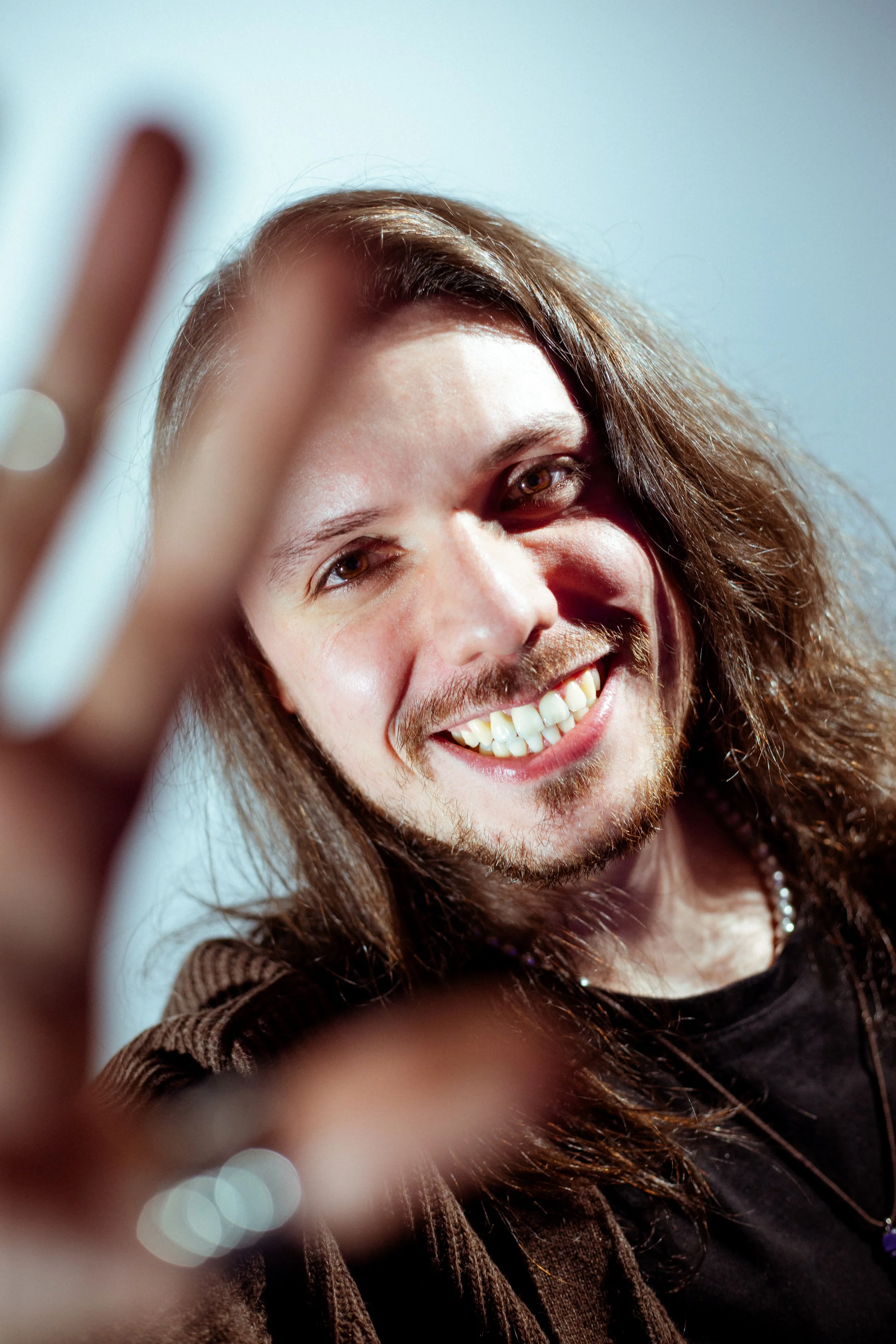 O debuxante de banda deseñada Hadrián Jamardo, receptor da «Bolsa ensaia» en 2025