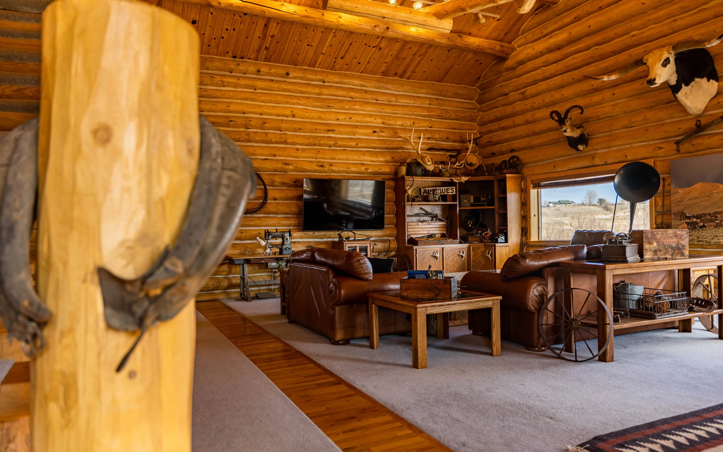 The Lodge at Almosta Ranch on Sage Creek | Cody, Wyoming — Almosta Ranch