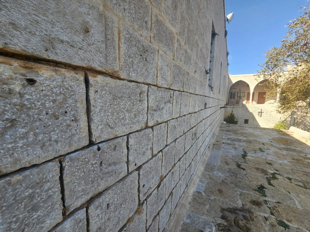 a909acf8-7485-47e4-bc88-2e20bdea9da7.jfif